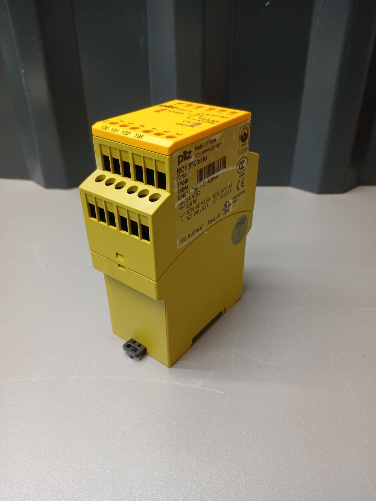 5942630