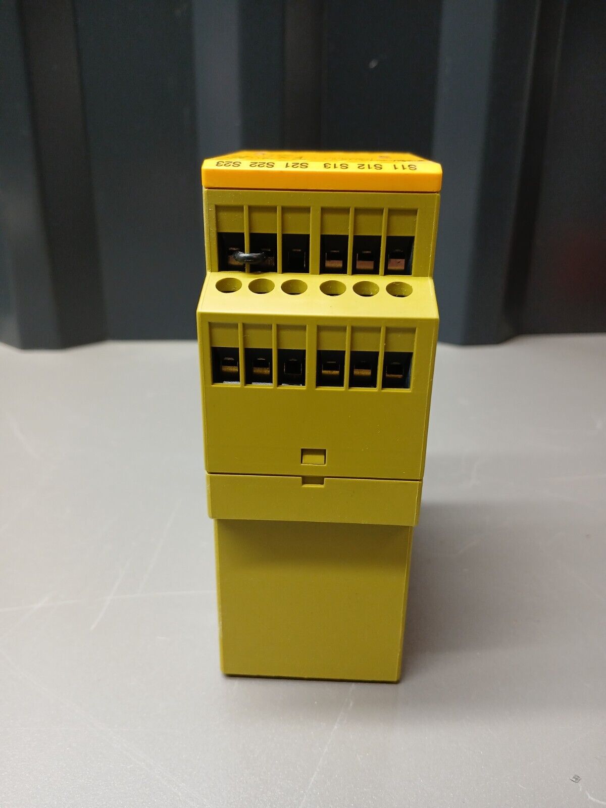 5942630