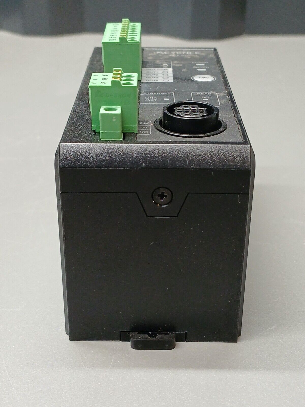 5861863