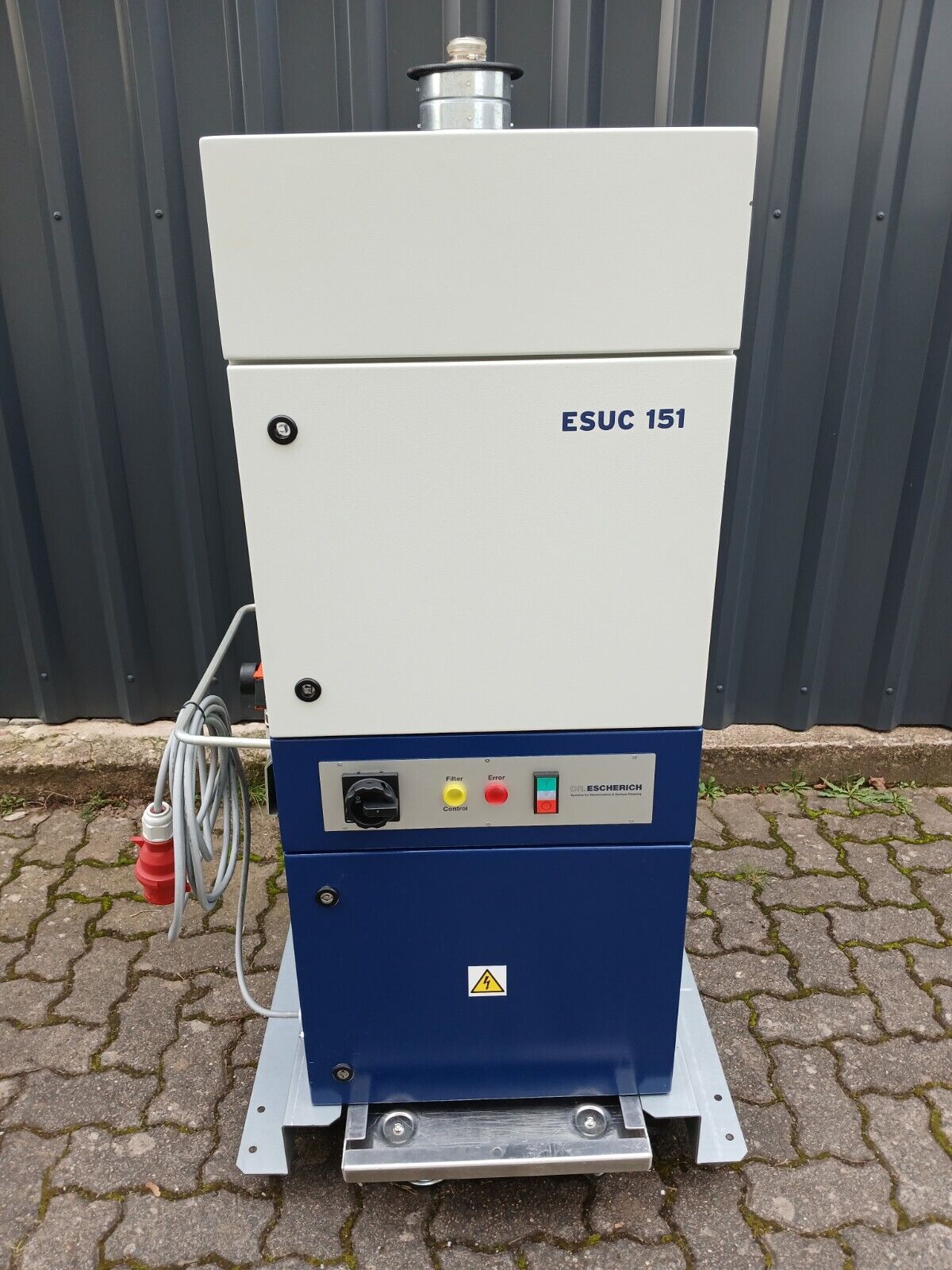 5861804