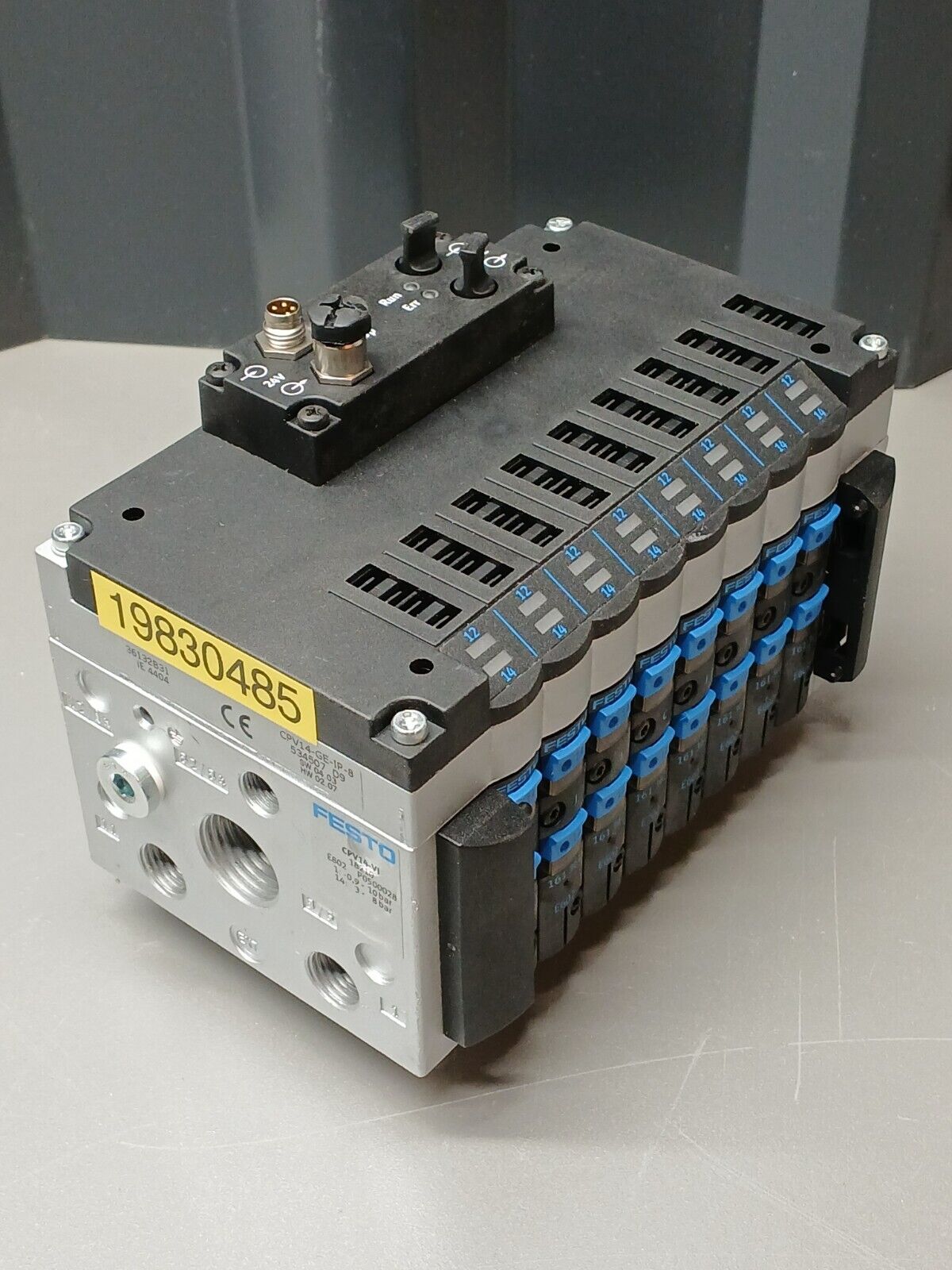 5793196