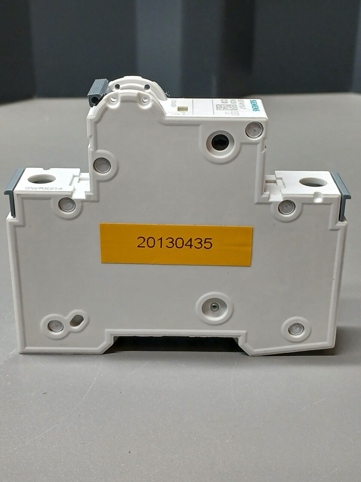 5834840