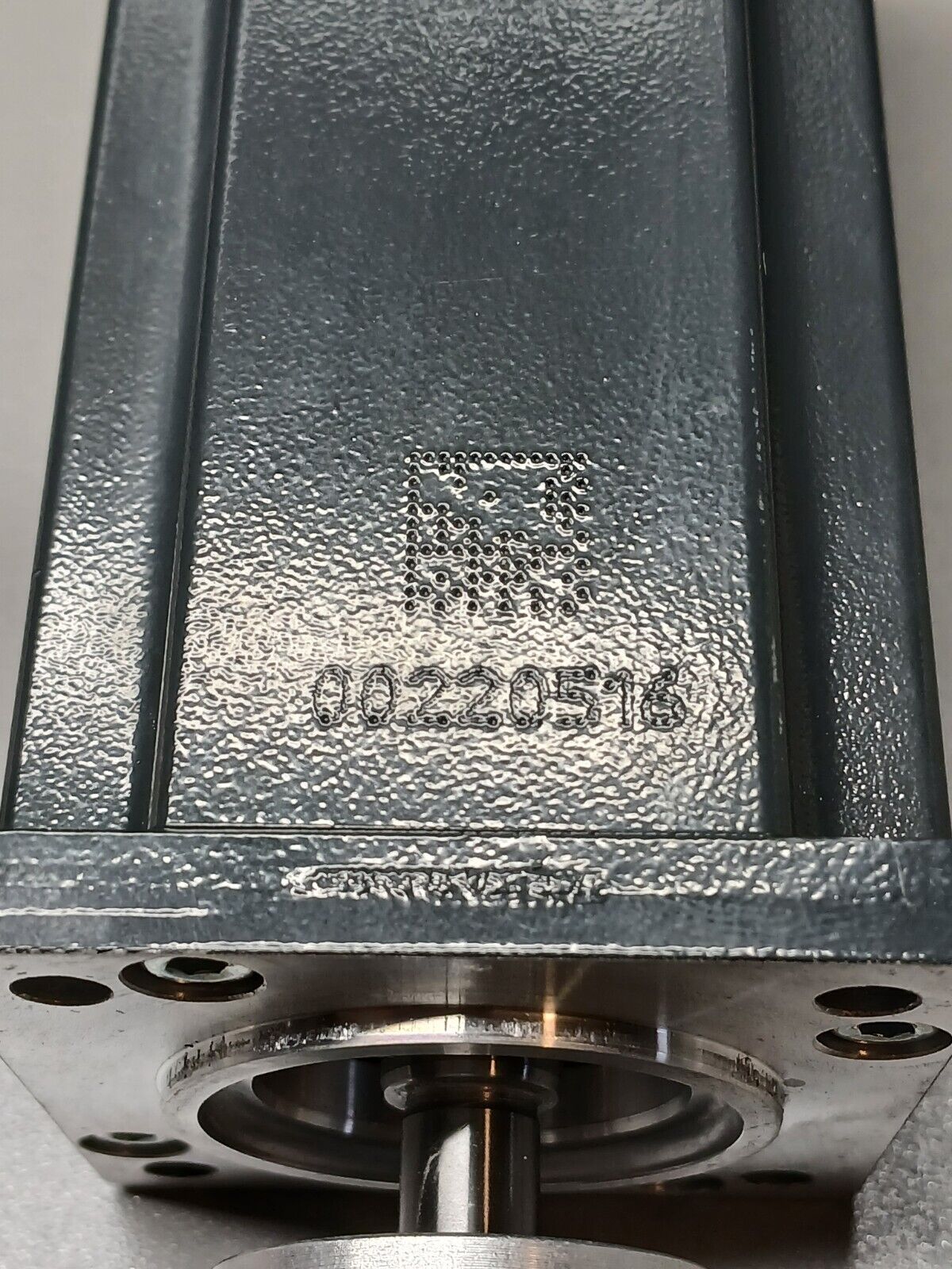 5834819