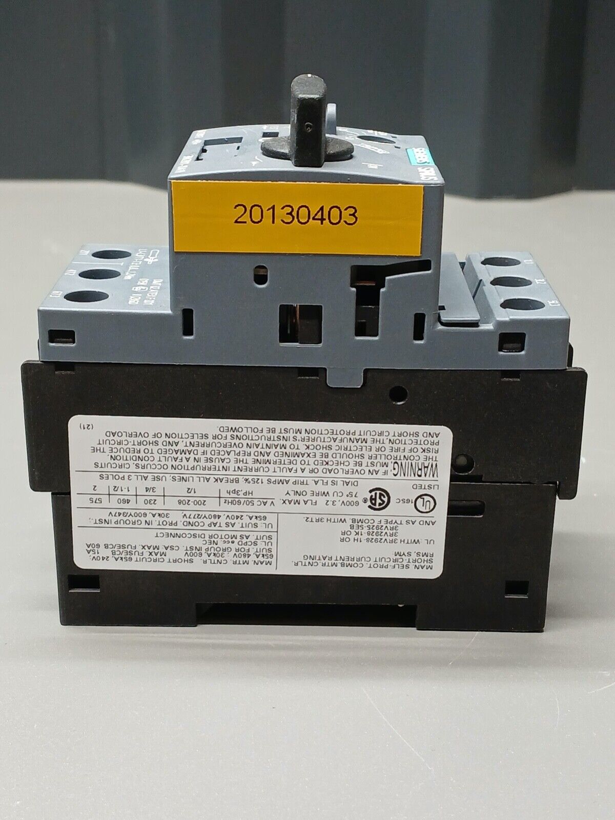 5861889