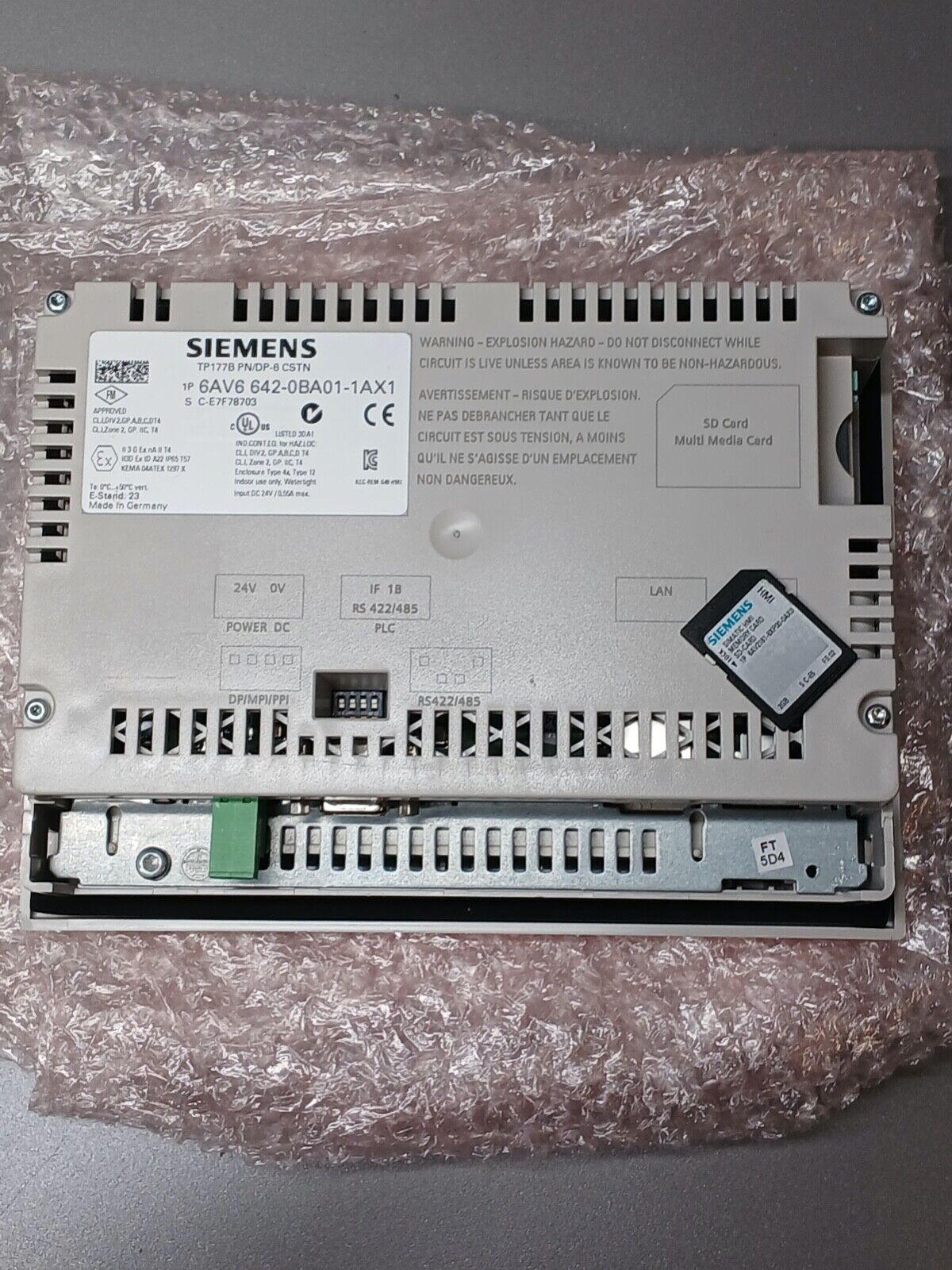 5861869