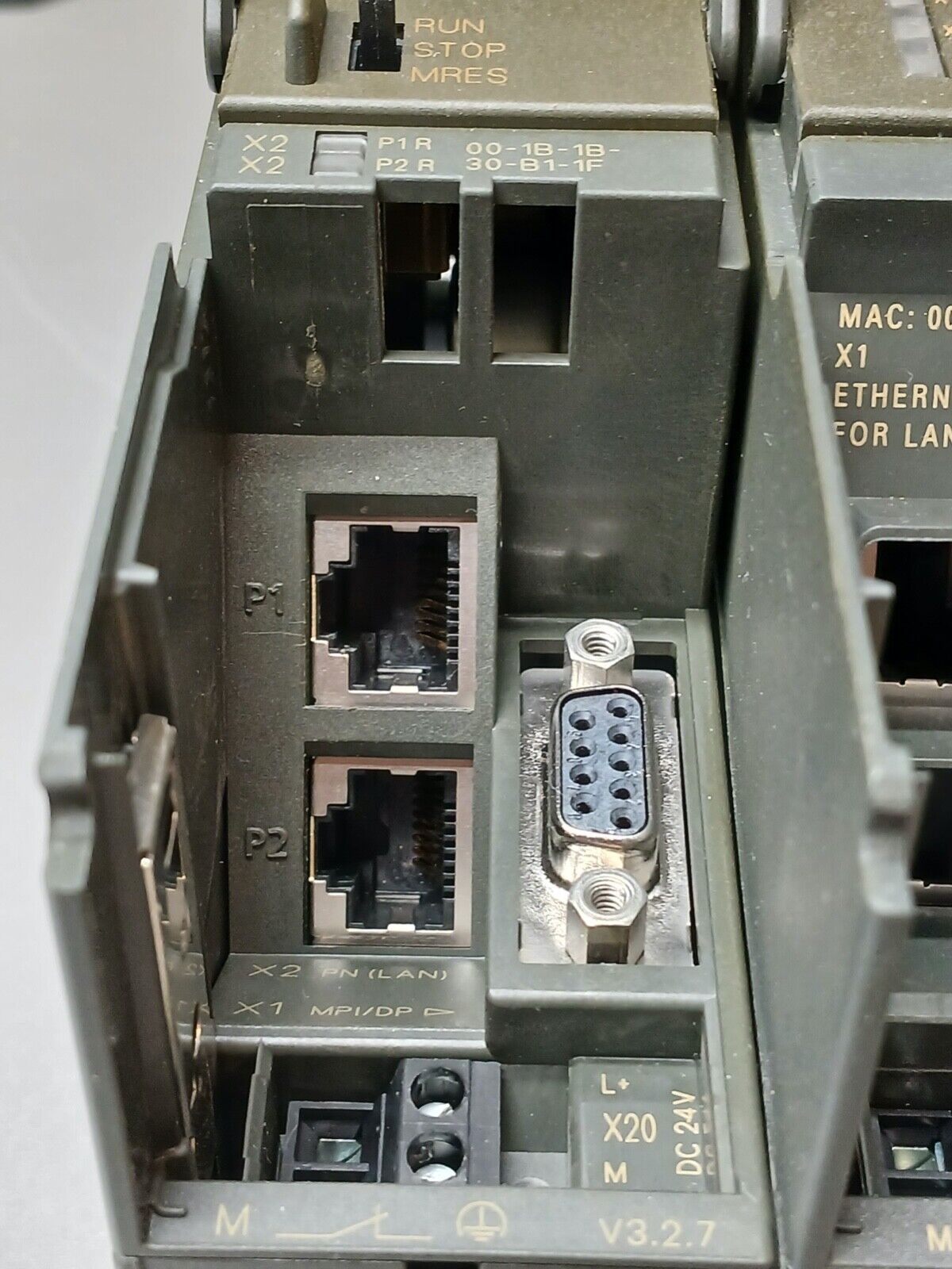 5861871
