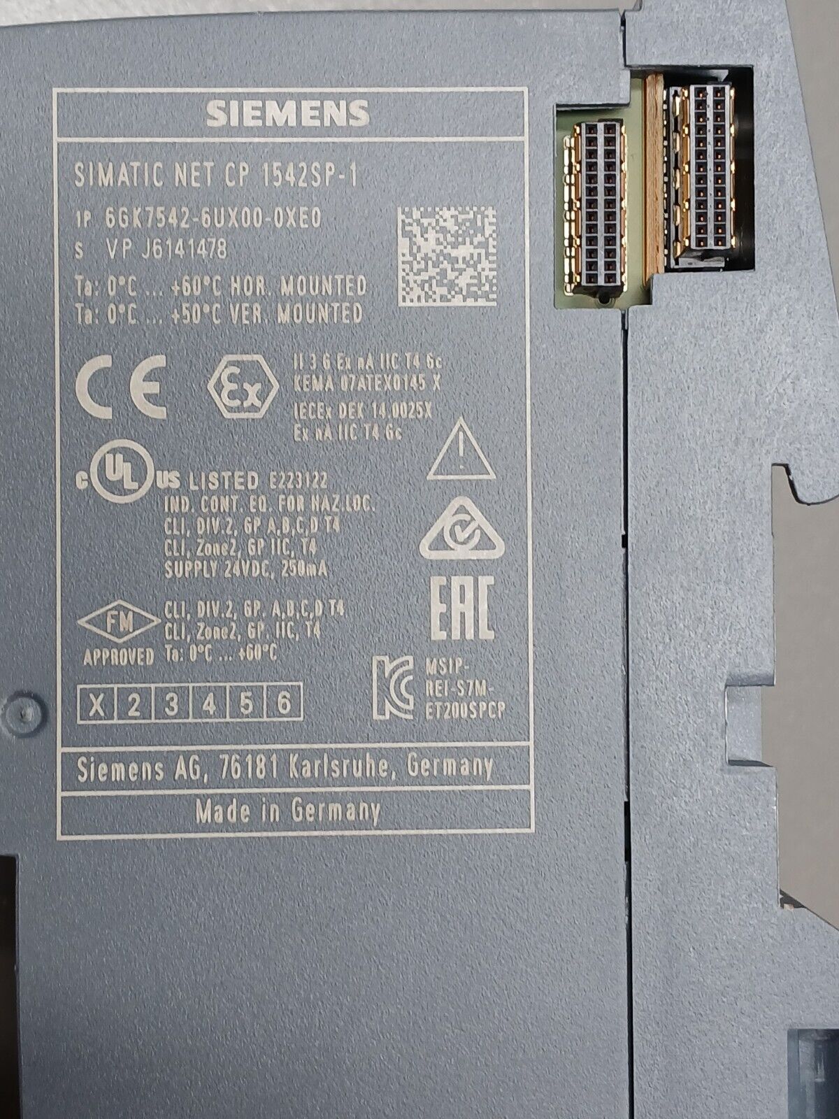 5861795