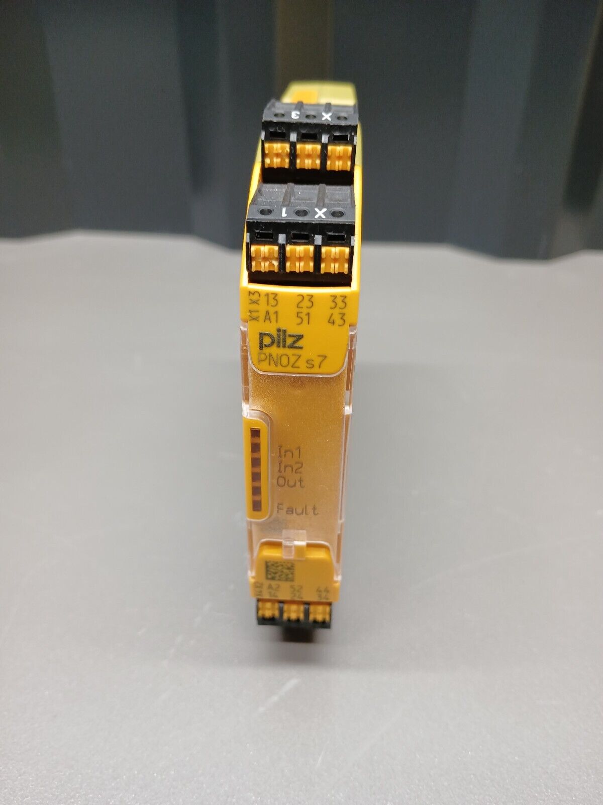 5834807