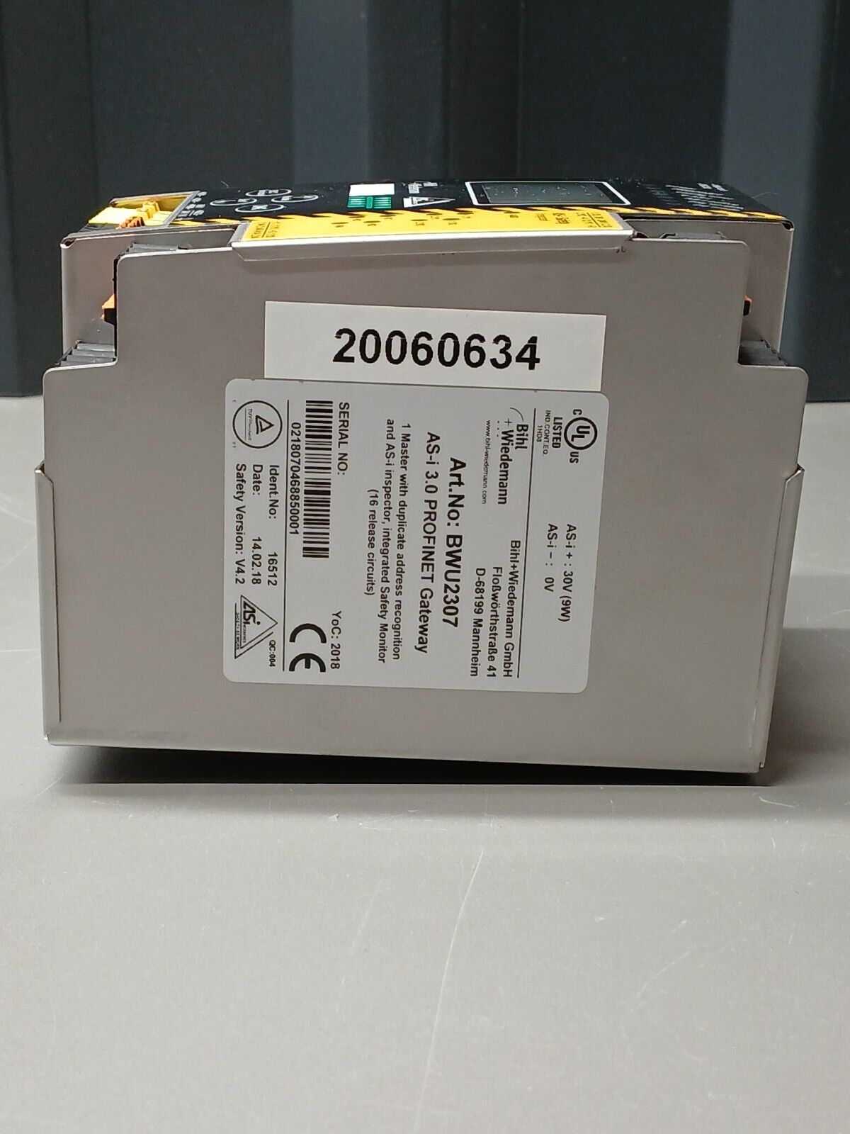 5861878