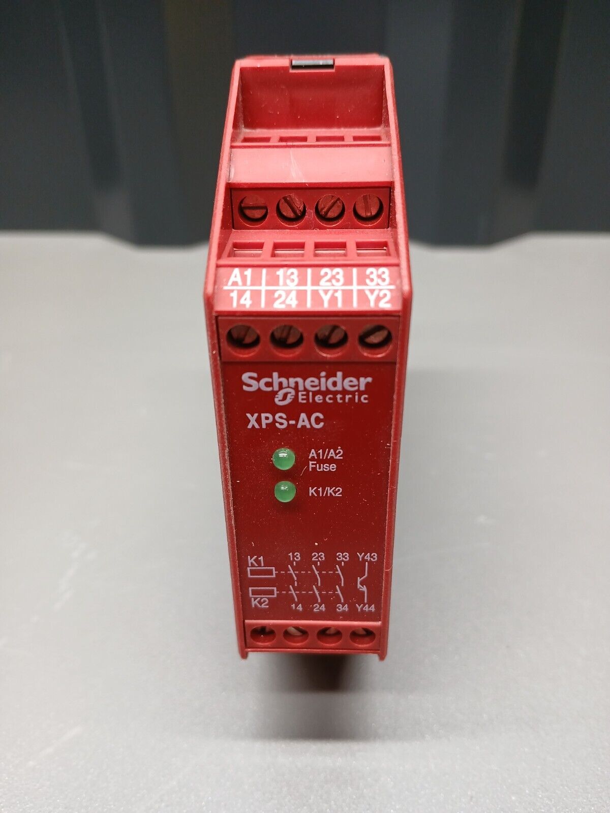 5834836