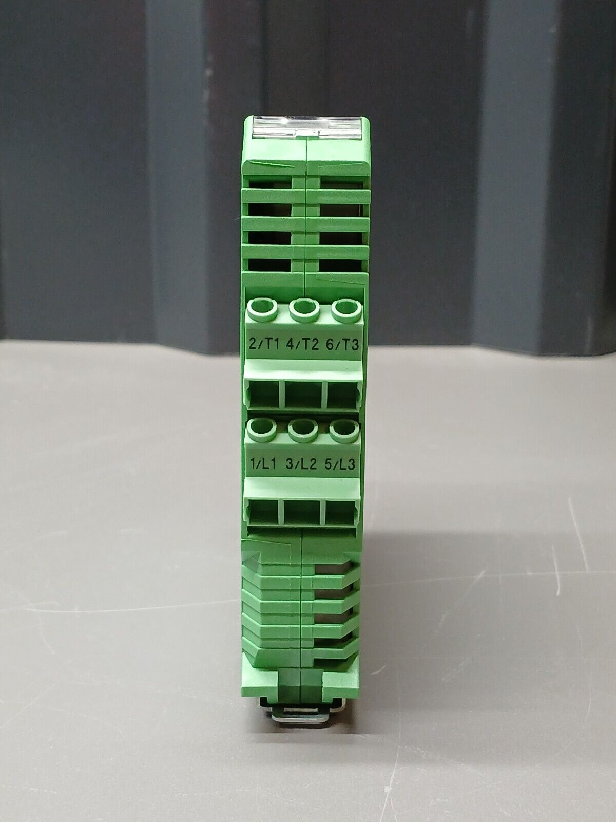 5861798