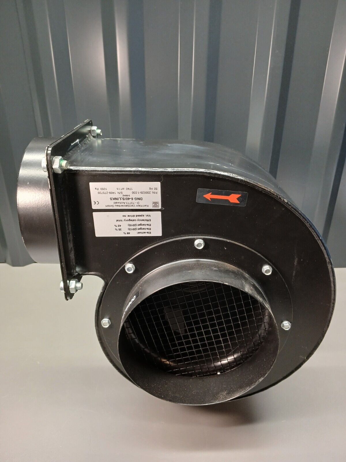 5834900