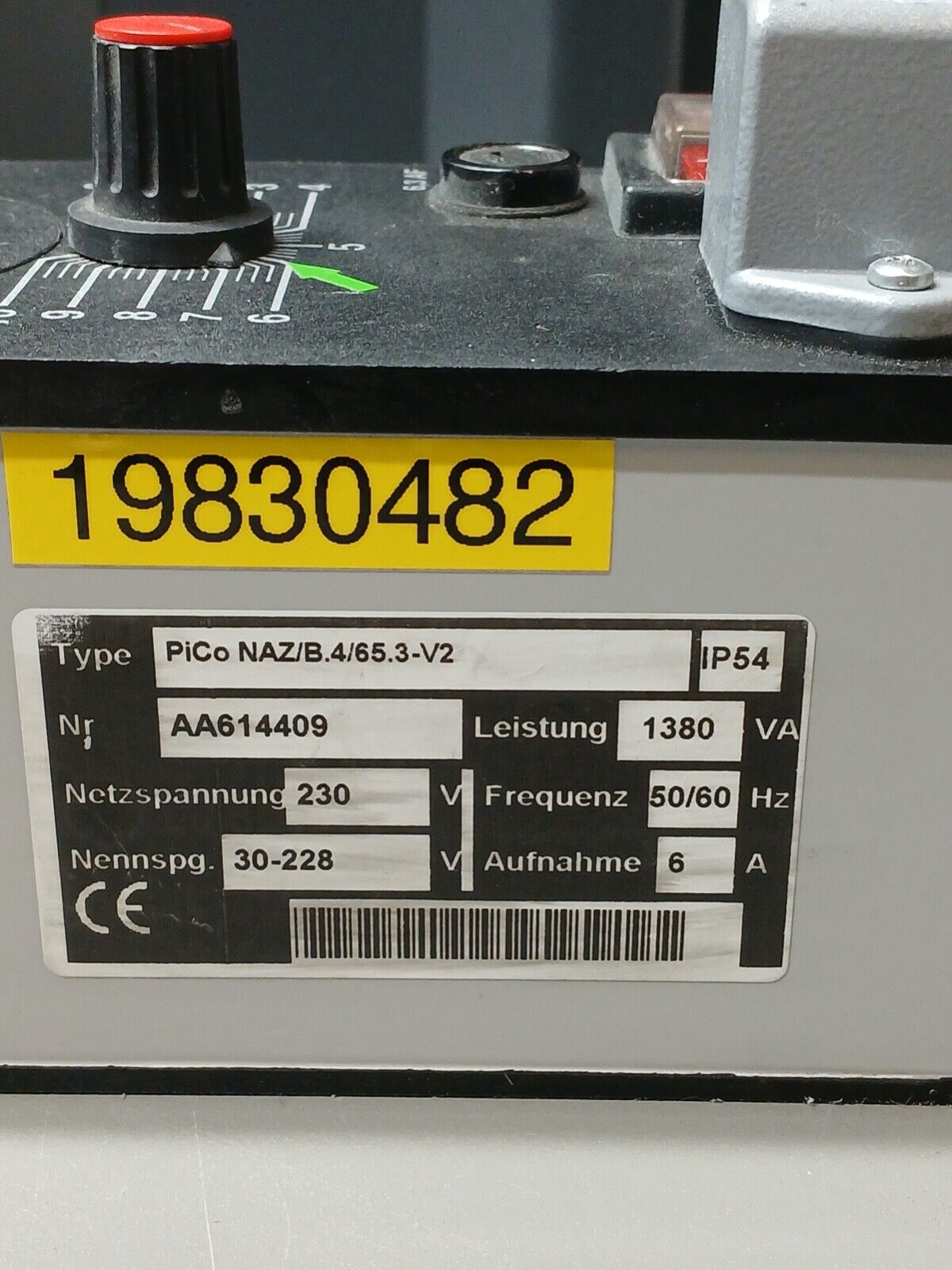 5861818