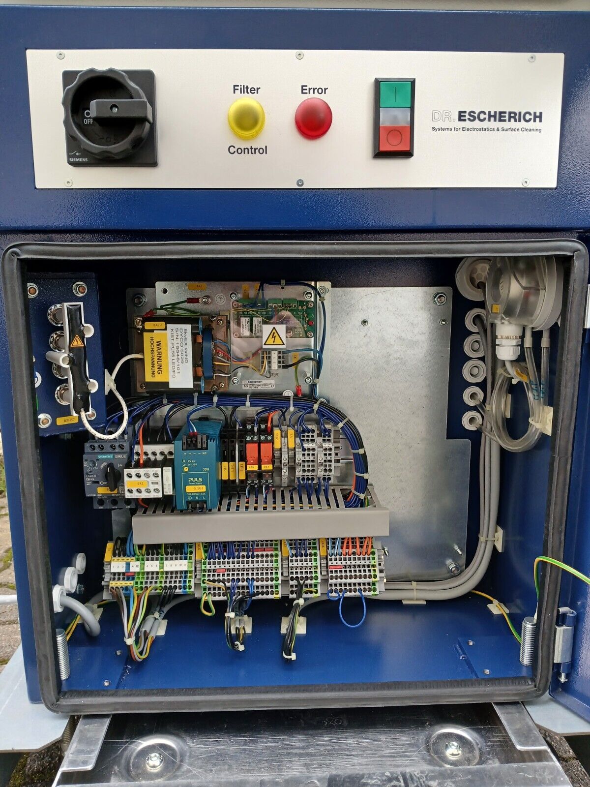 5861804