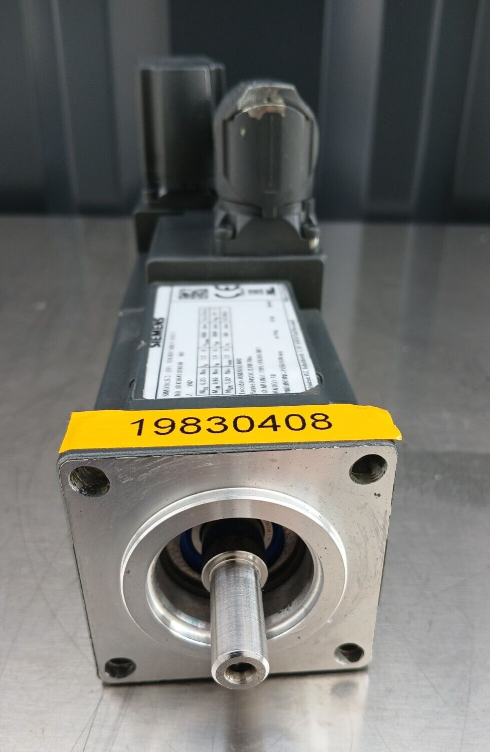5861829
