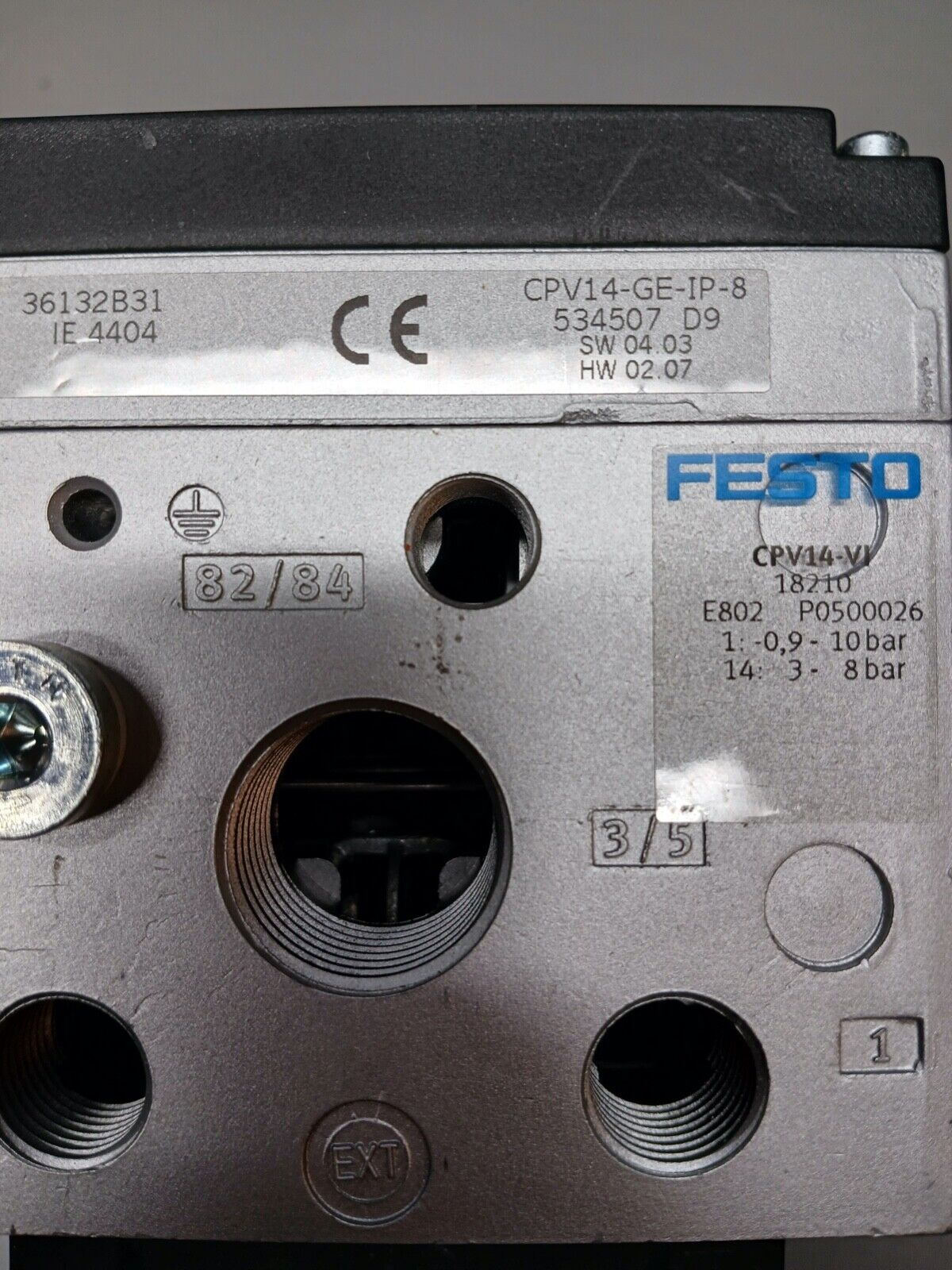 5861862