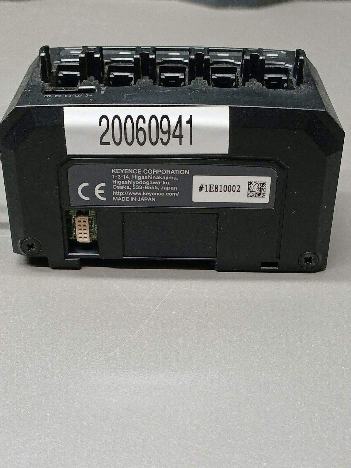 5861846