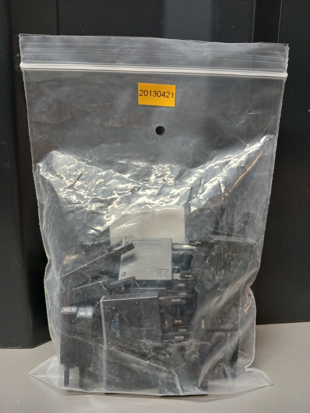 8245000