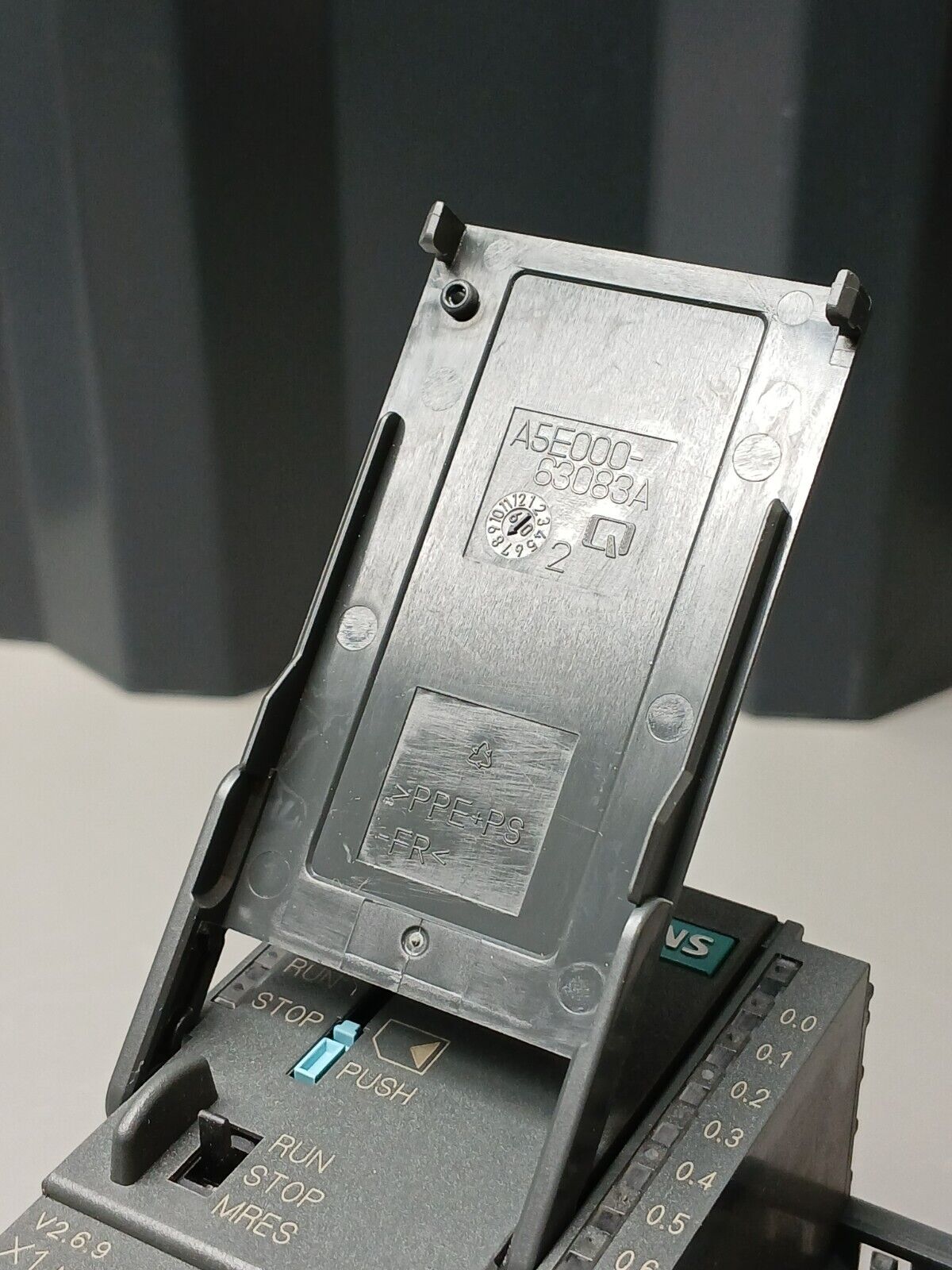 5832461