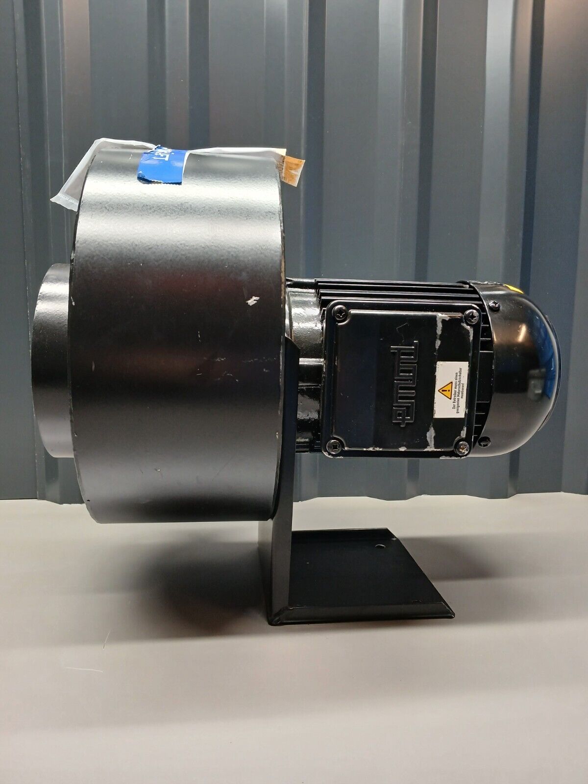 5834900