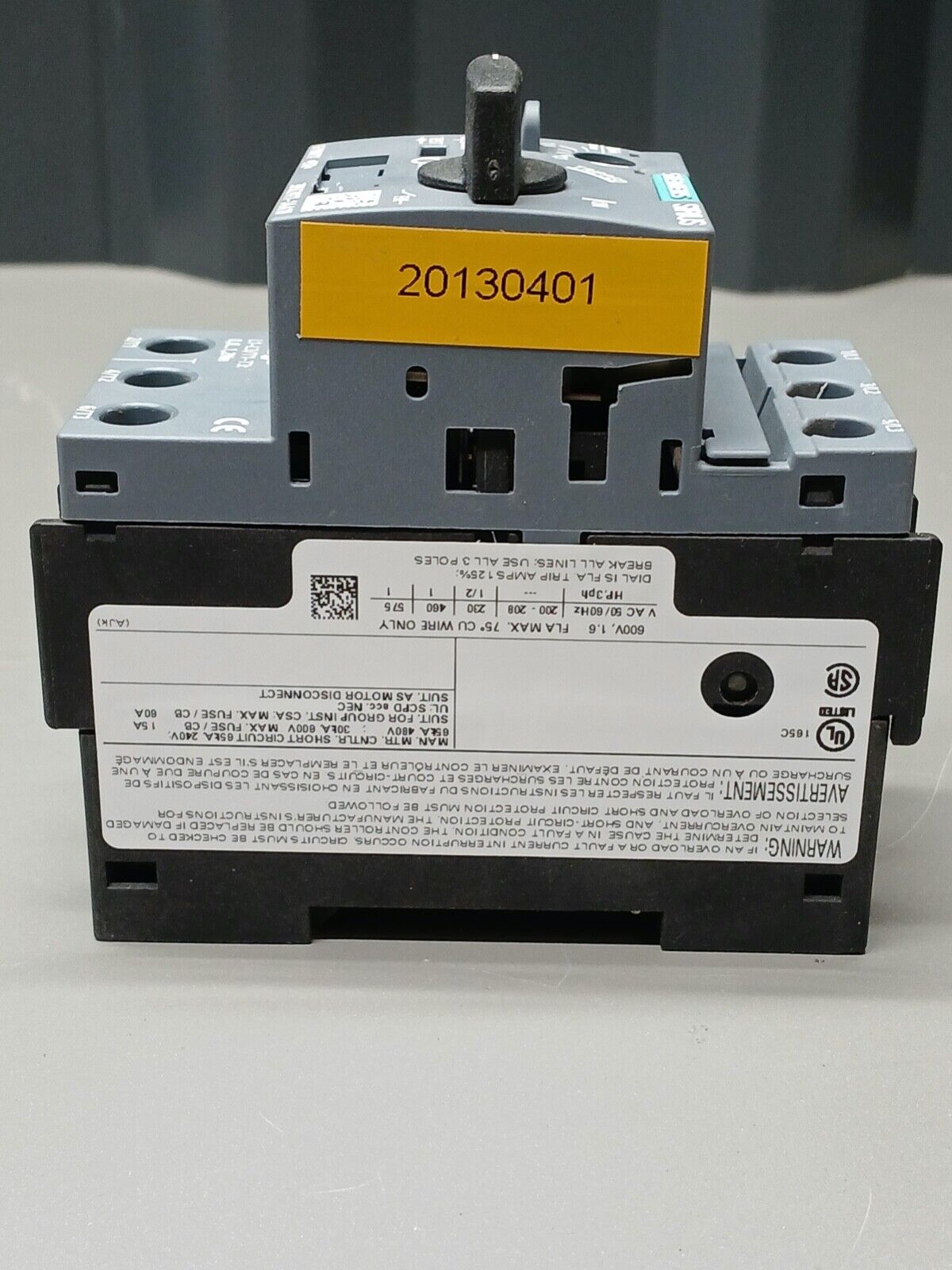 5861880