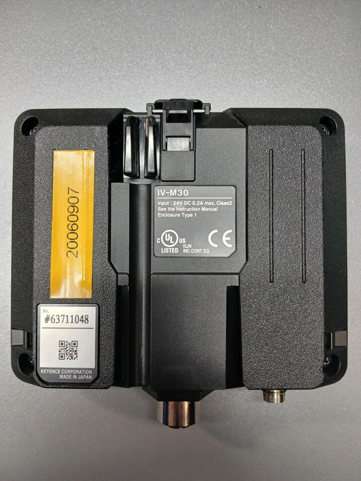 5861785