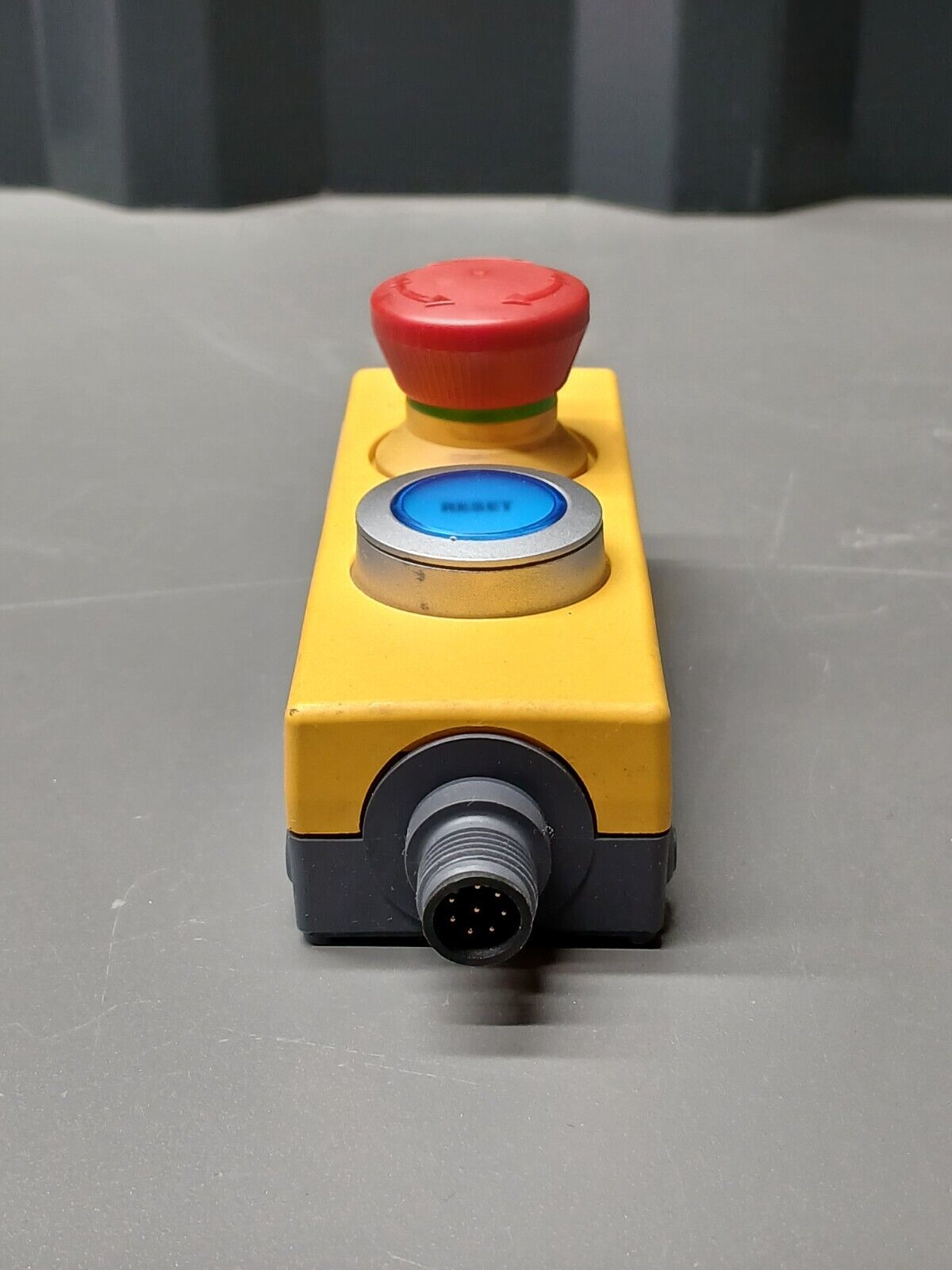 5834845