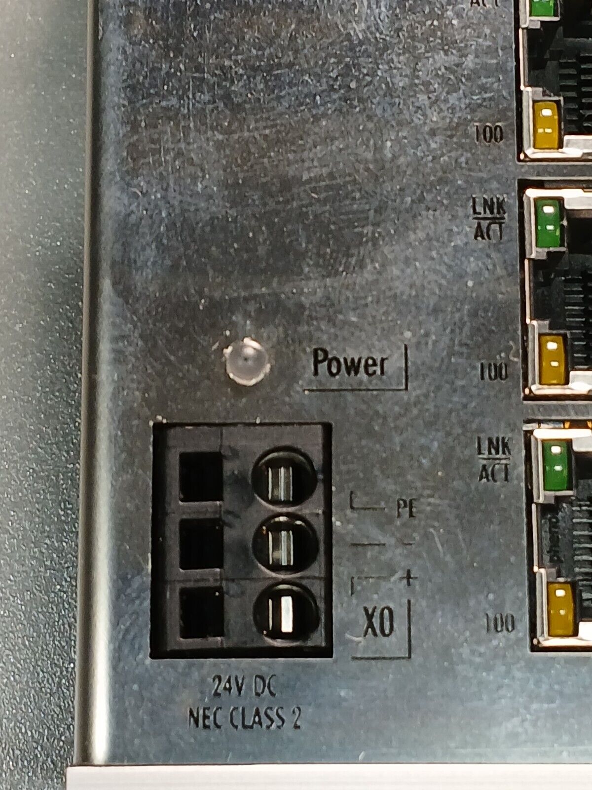 5861755