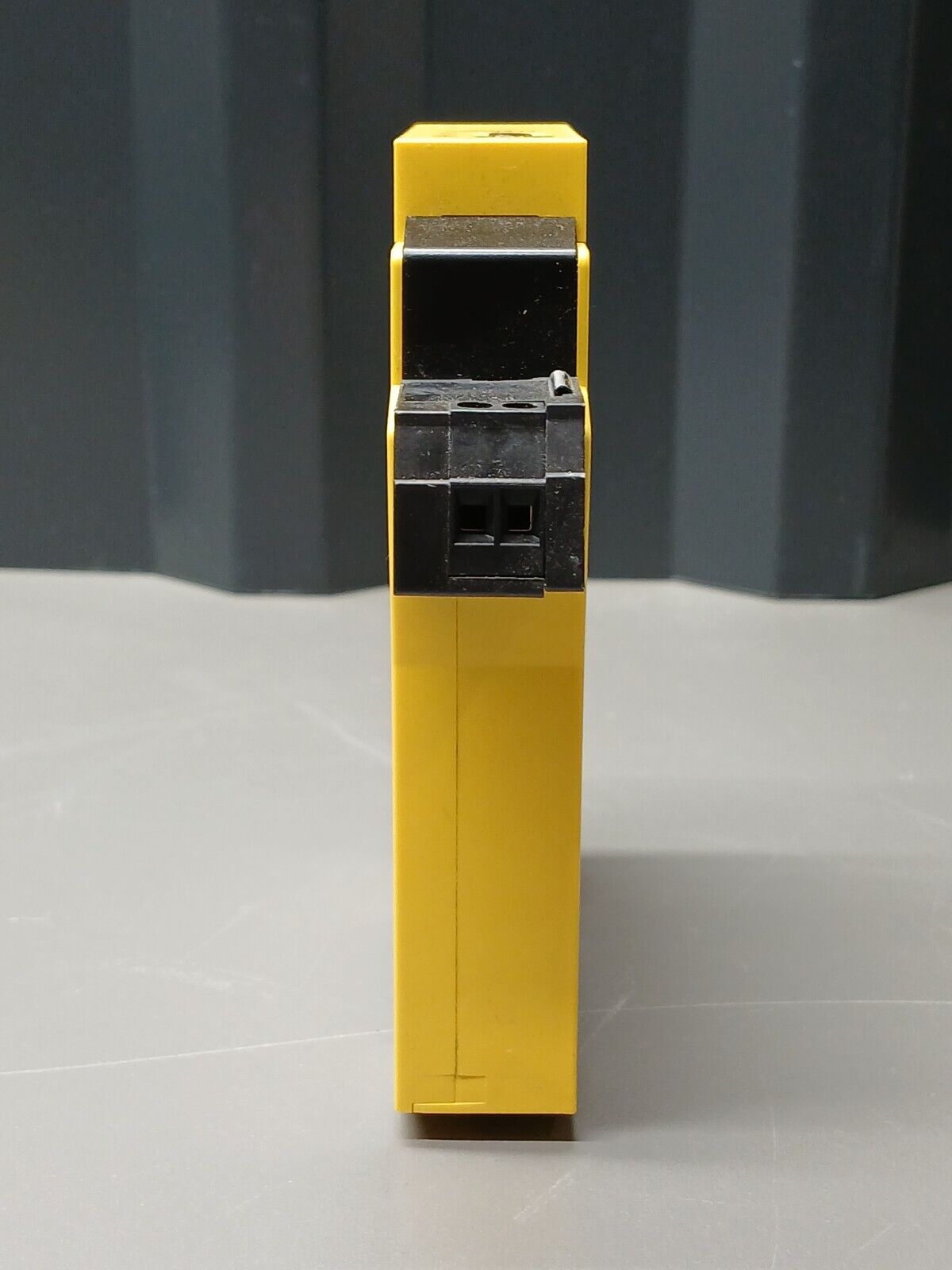 5861875