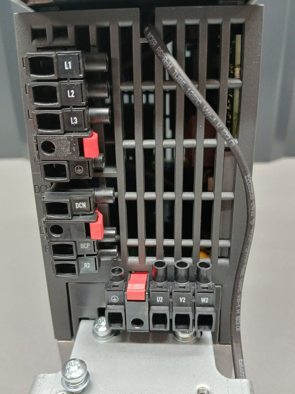 5846685