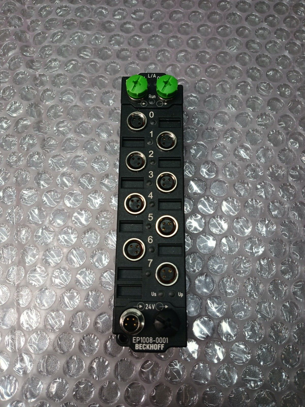 5861833