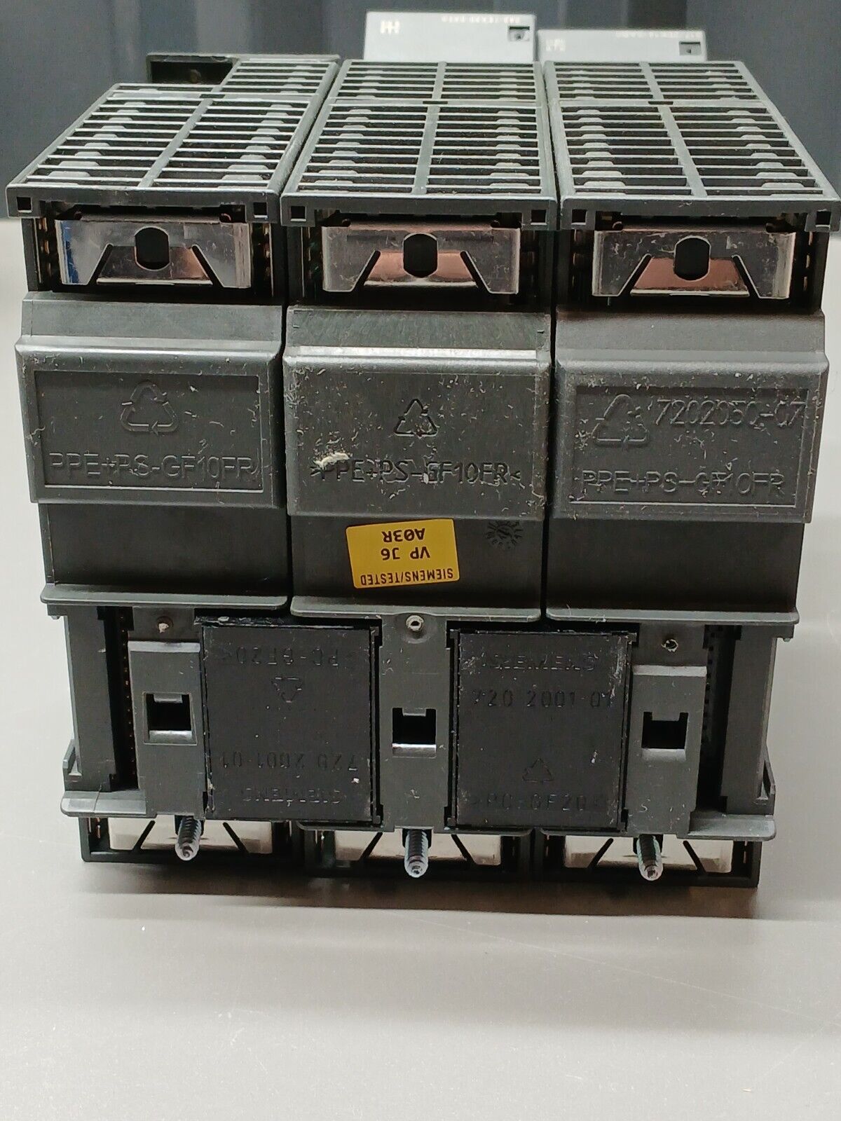 5832459