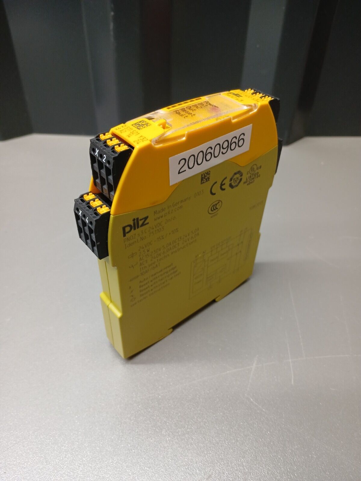 5942629
