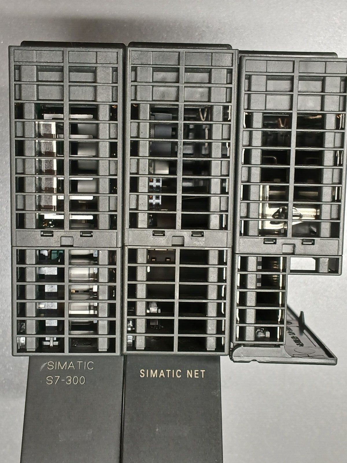 5832459