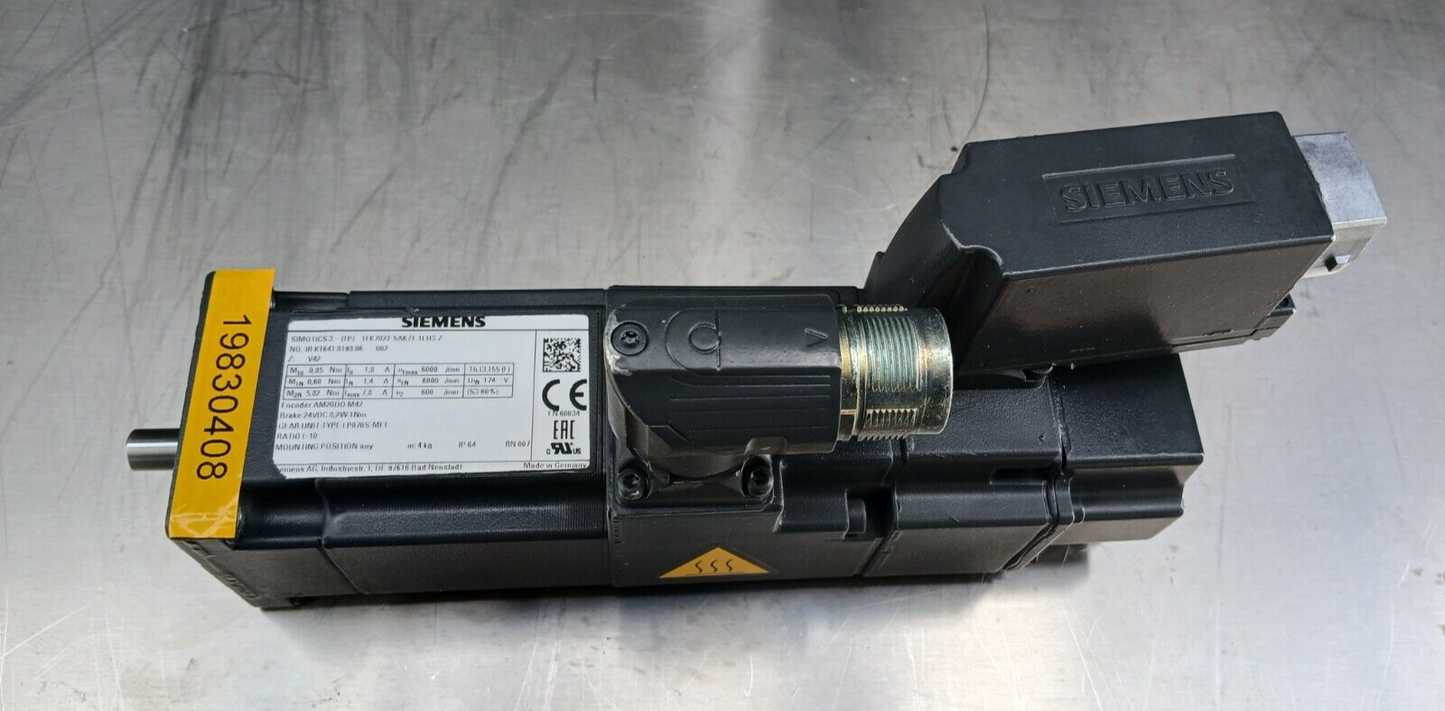 5861829