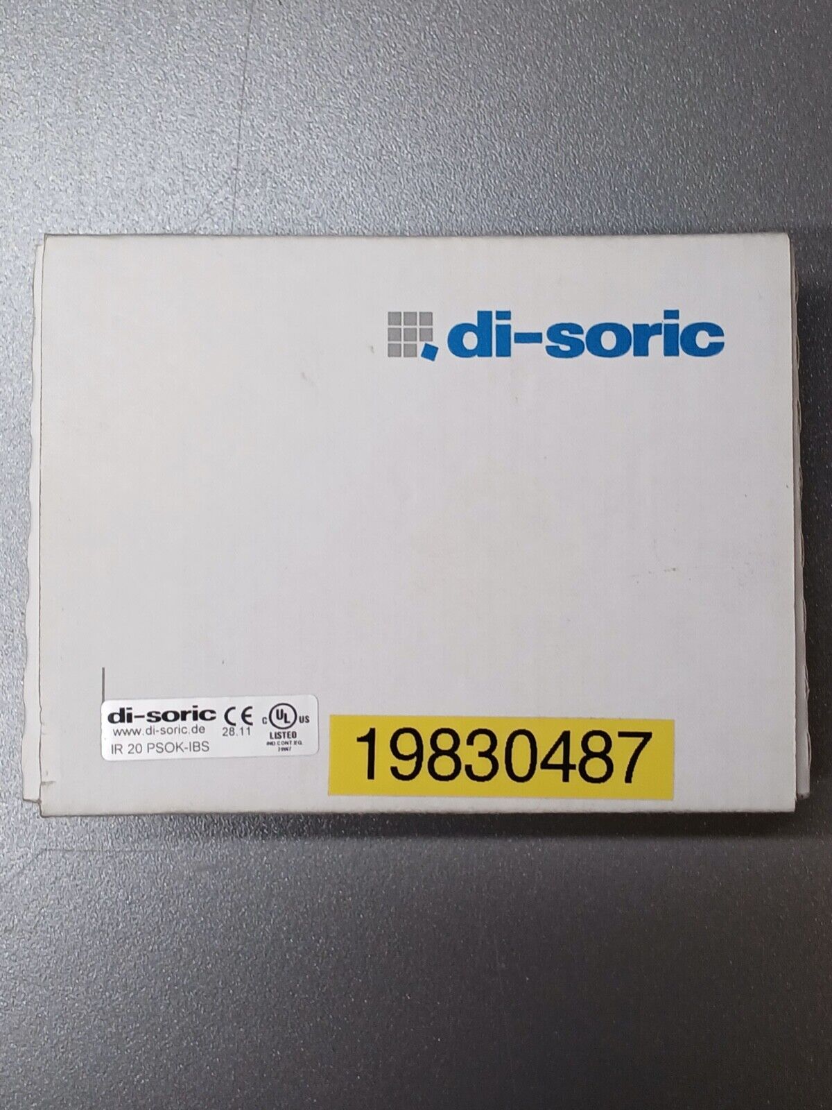 5861828
