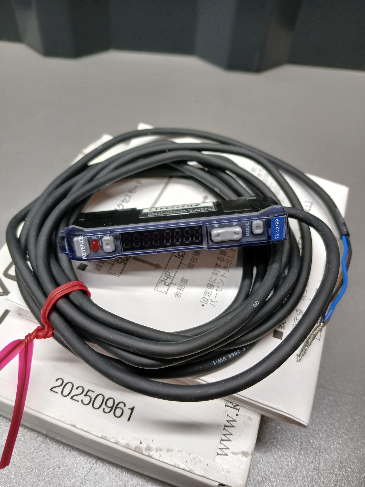 8245102