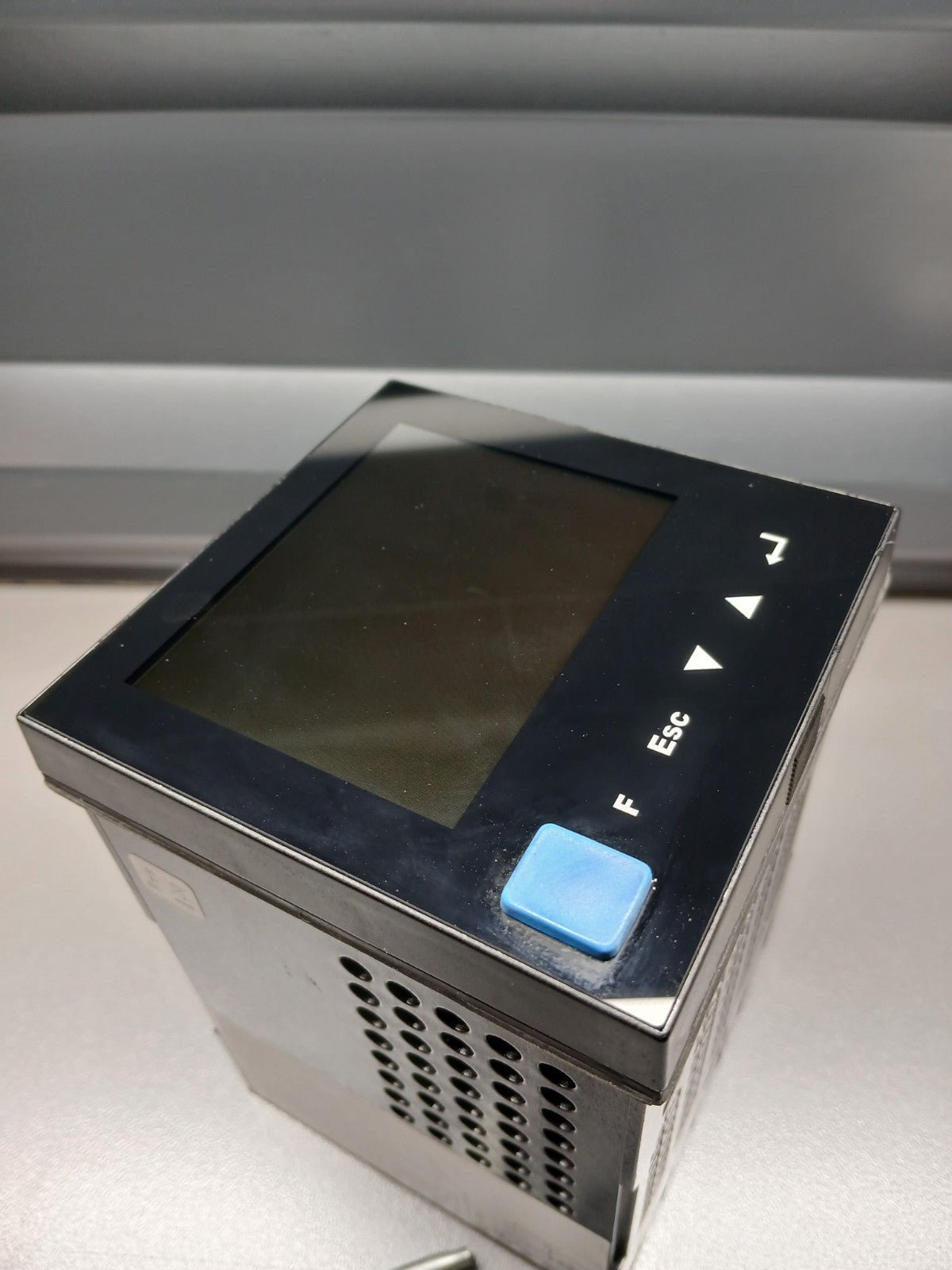 8424005