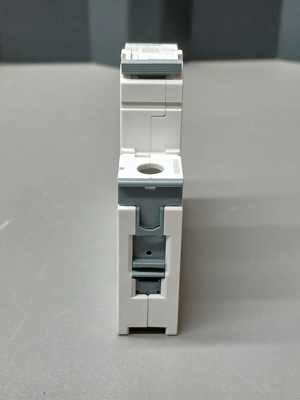 8245001