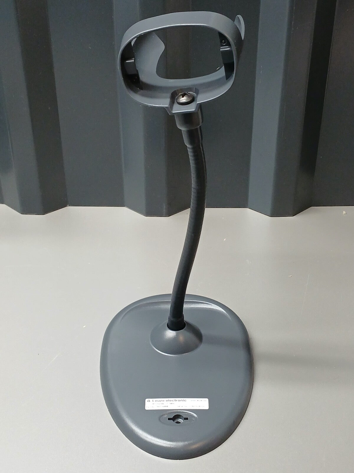 8244915