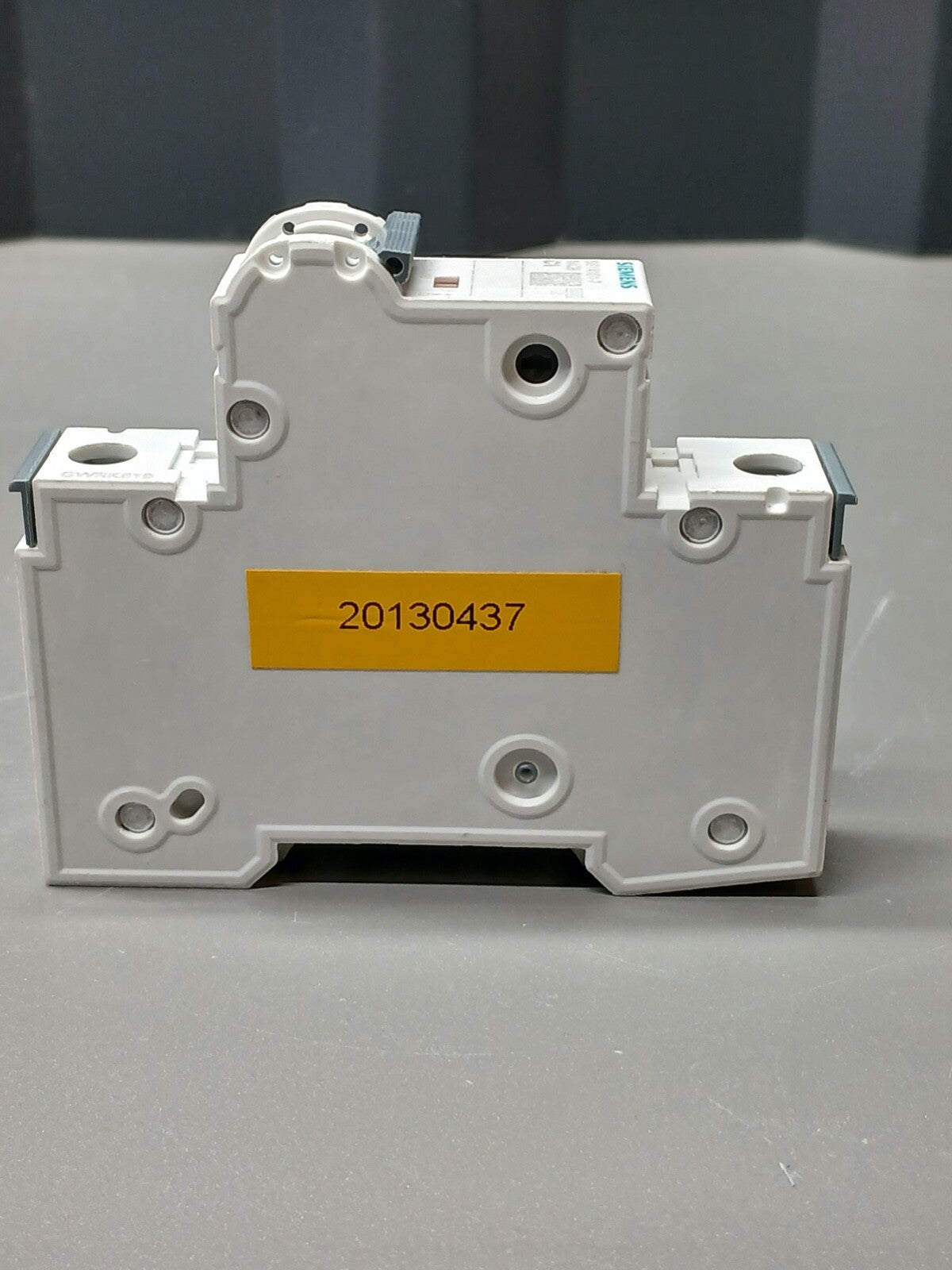 8244957