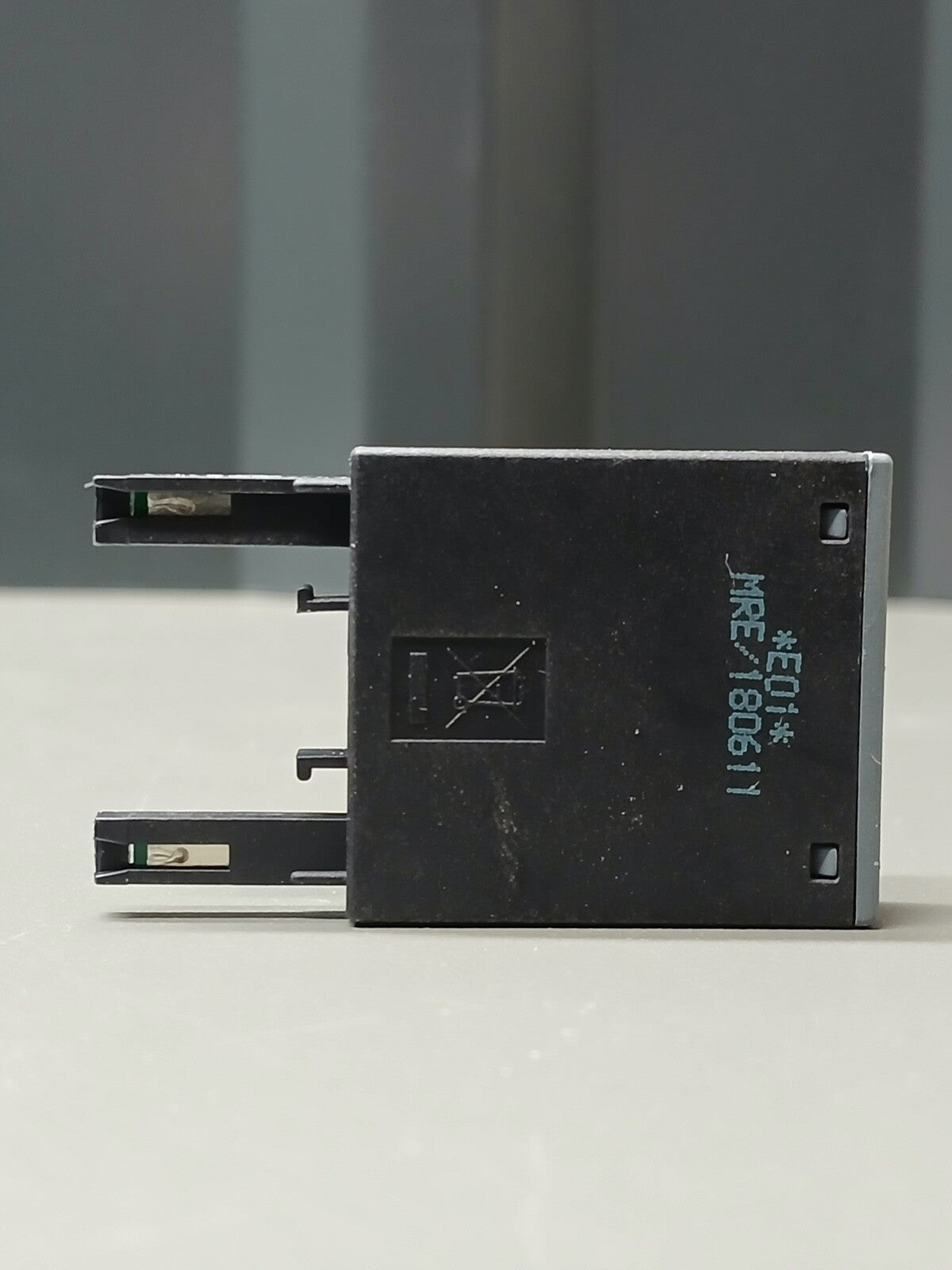 8245000