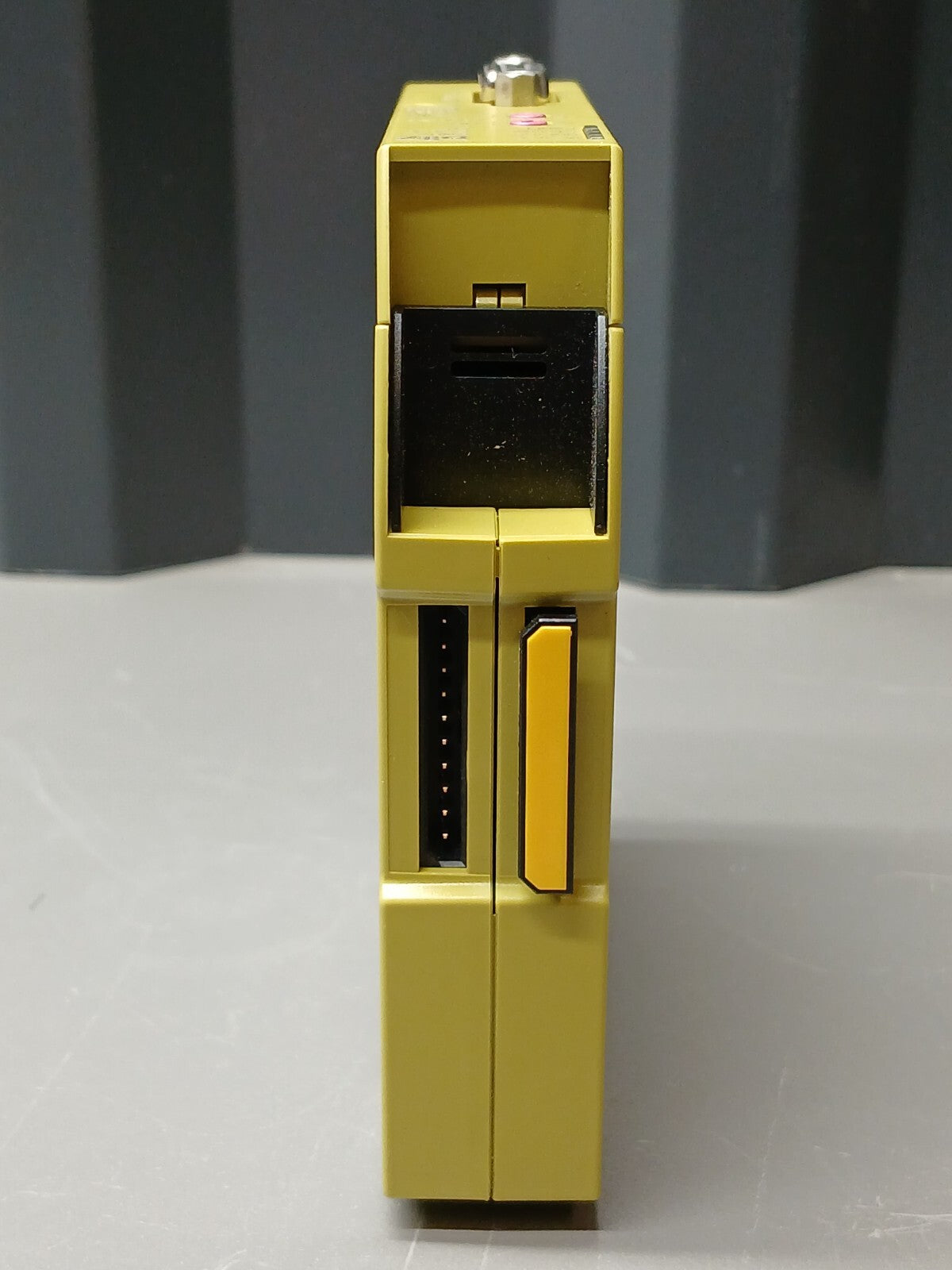8245044