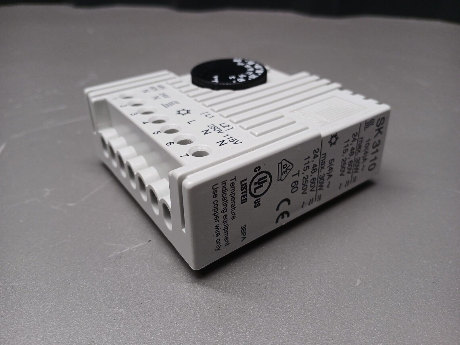 5861762