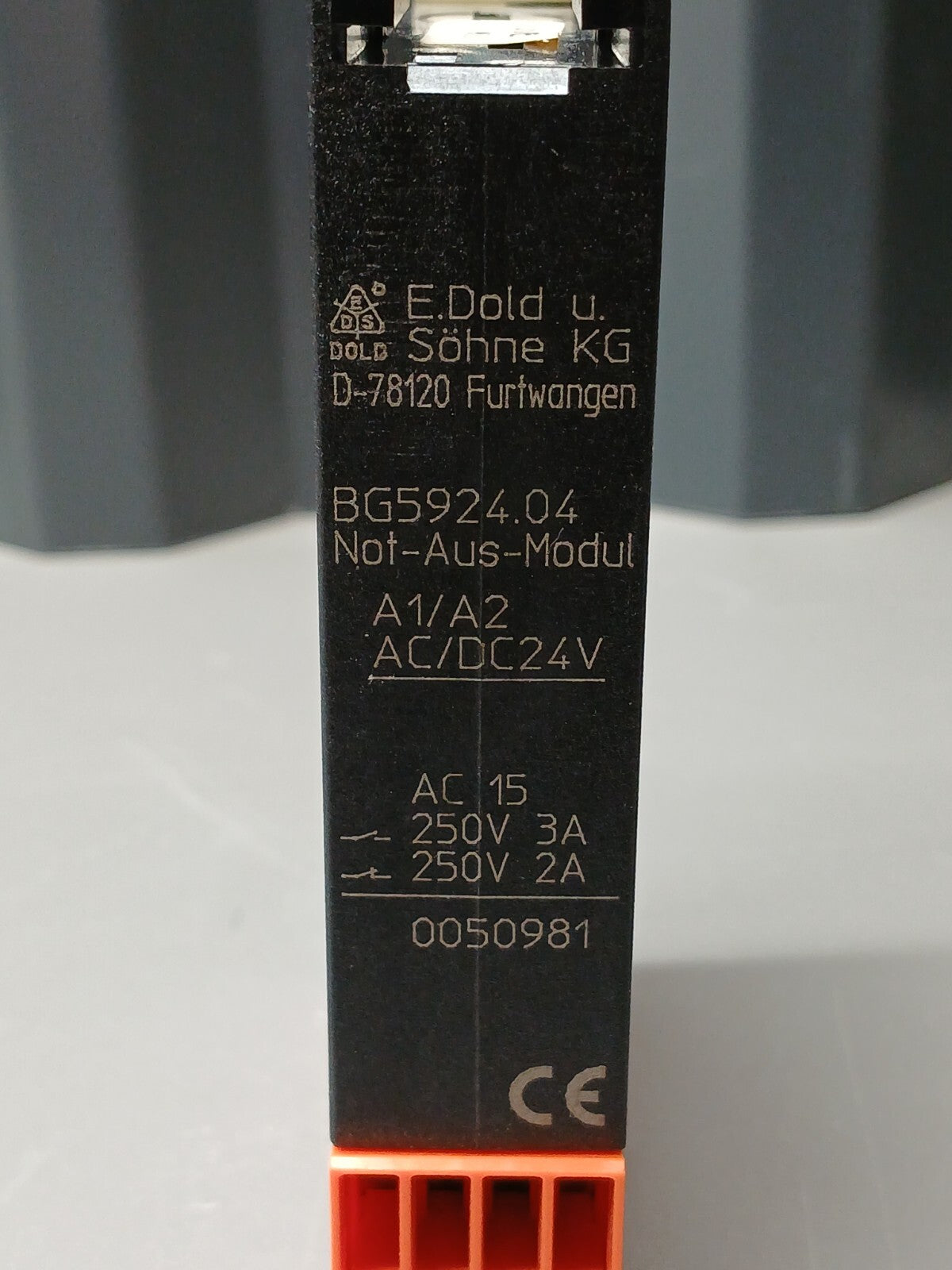 8245110