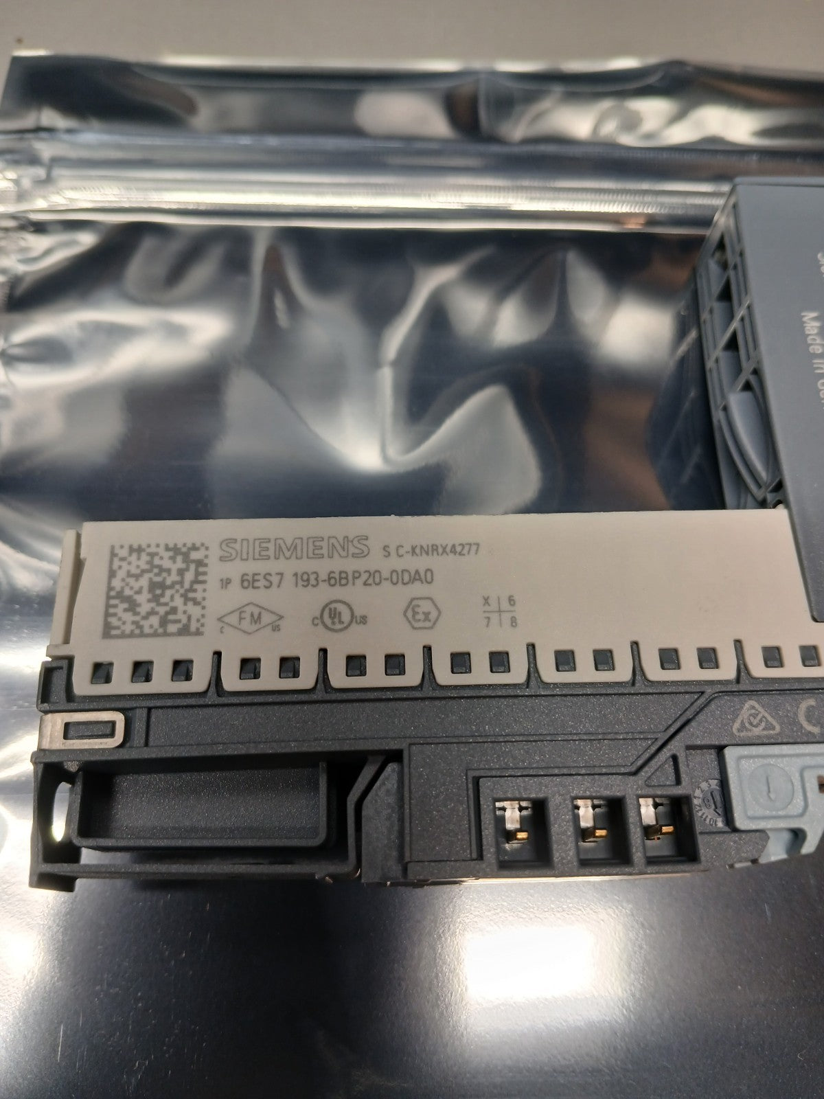 8603496