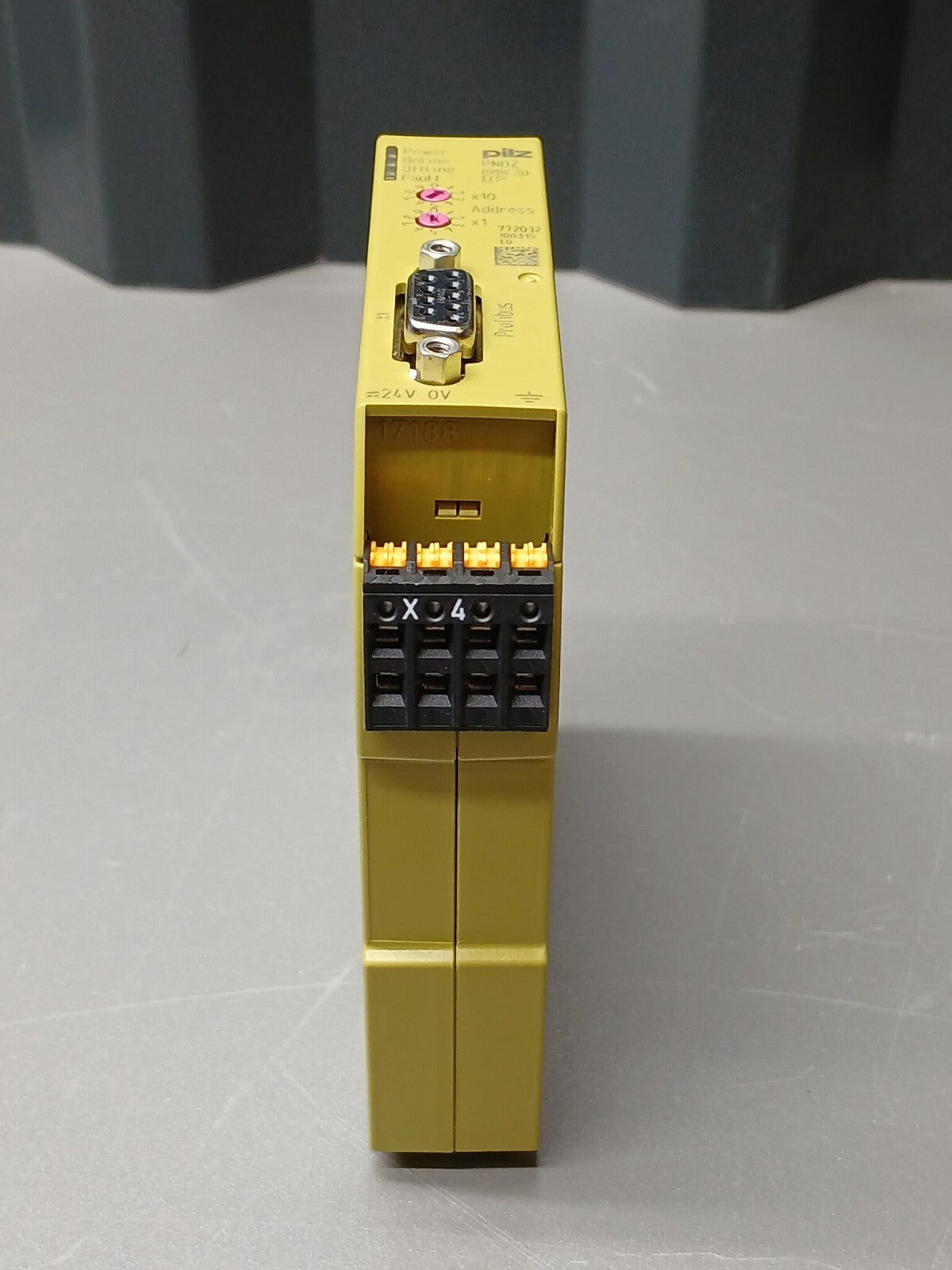 8245044