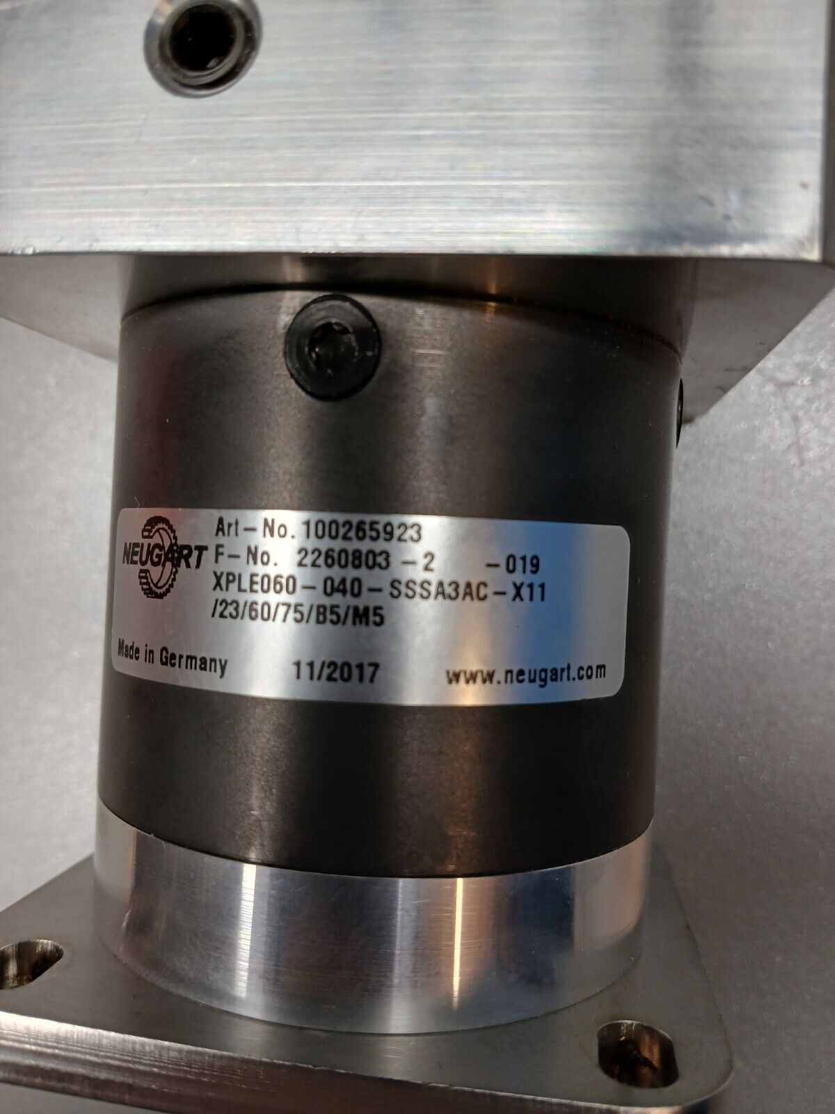 5861820