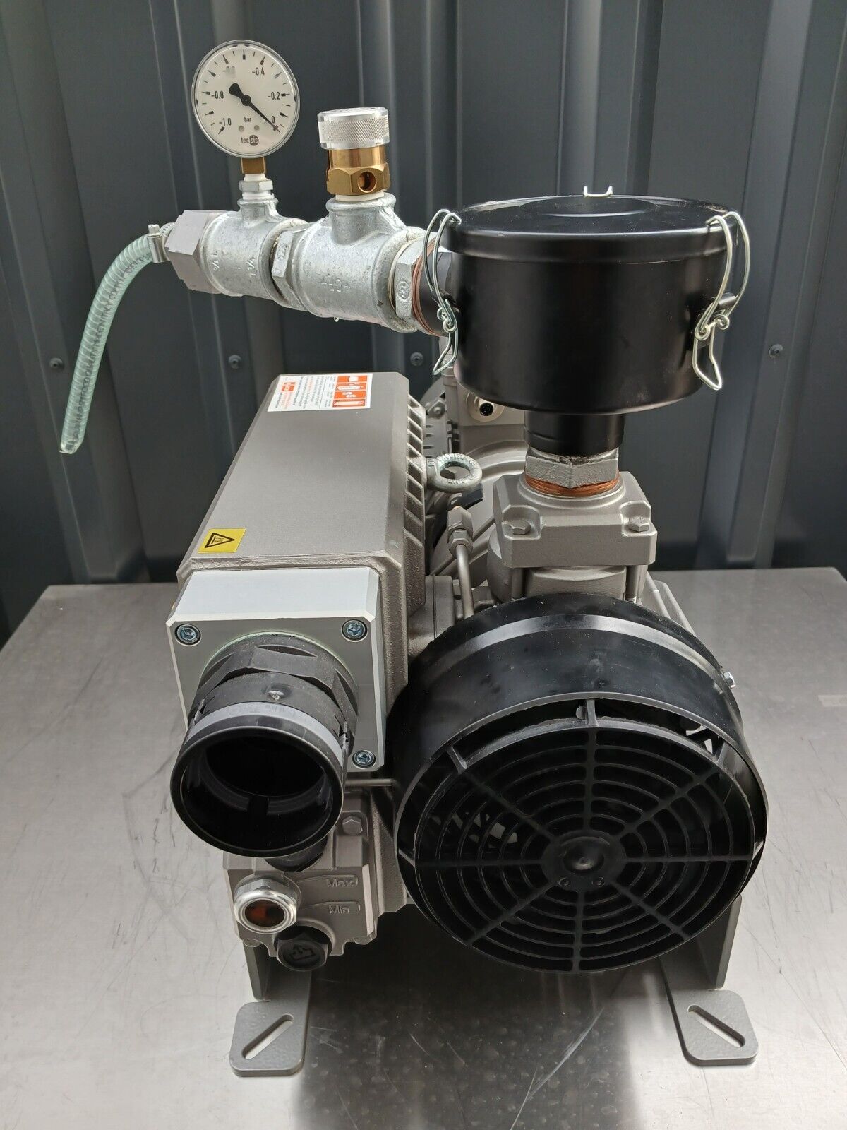 5861789