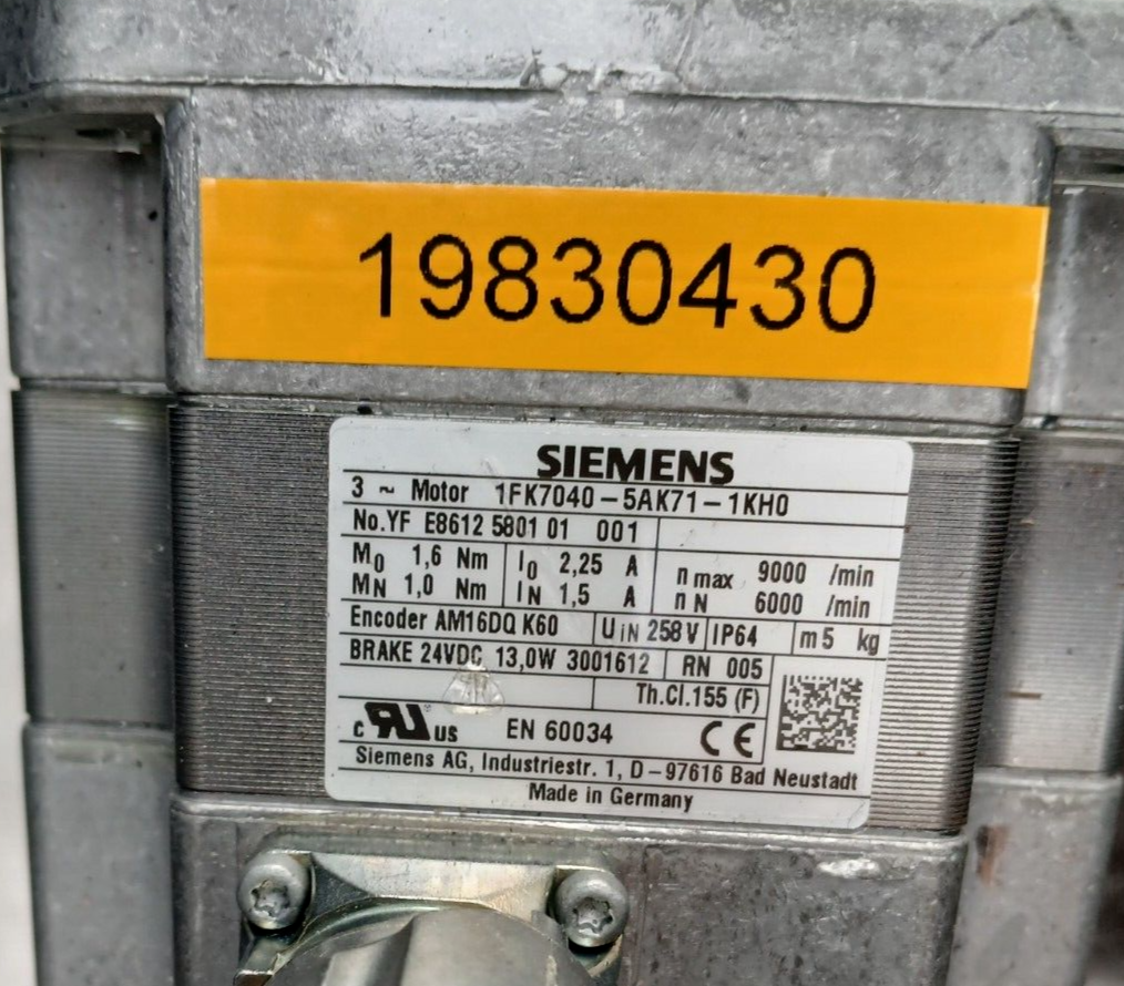 5861824